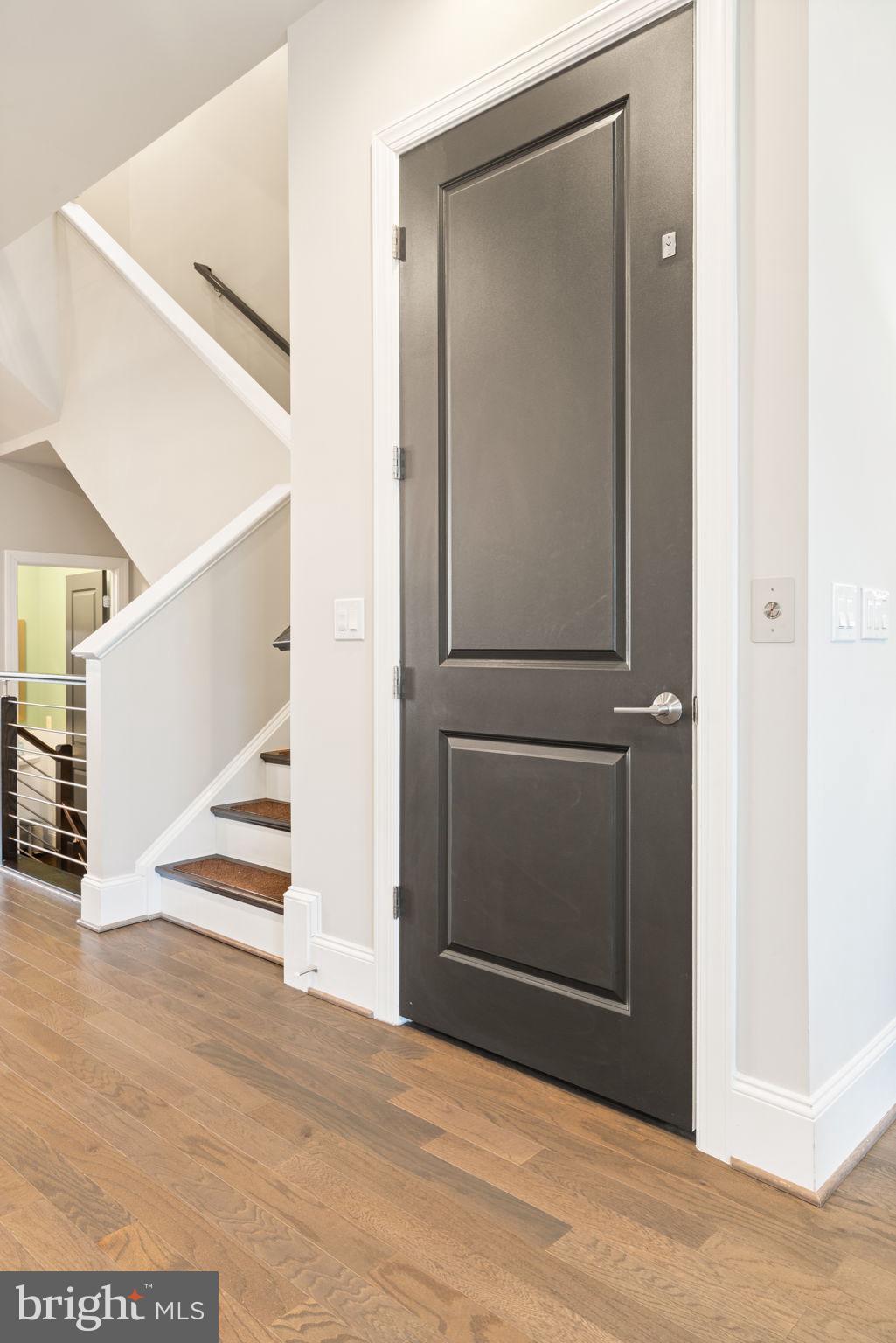 ONE LOUDOUN - Residential