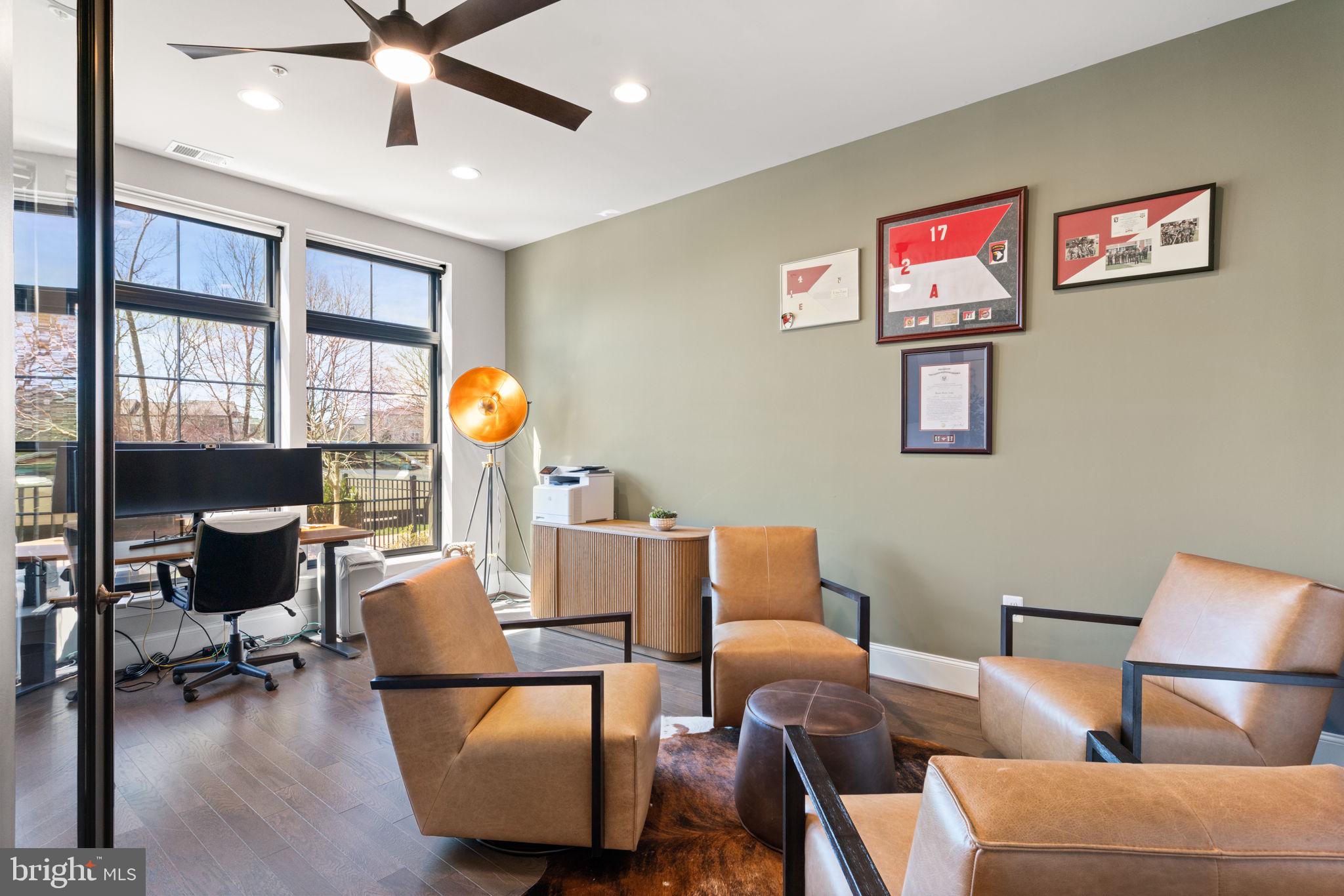 ONE LOUDOUN - Residential