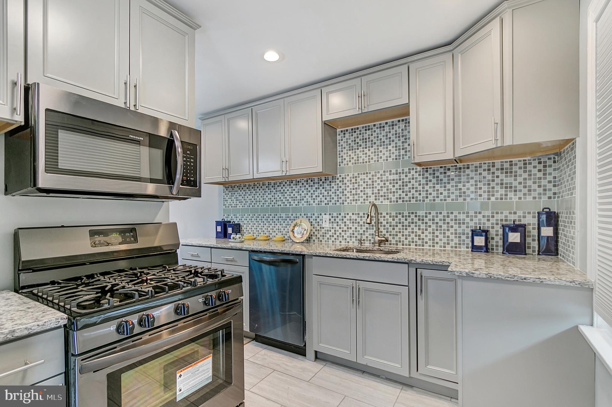 EDGEWOOD MEADOWS - Residential