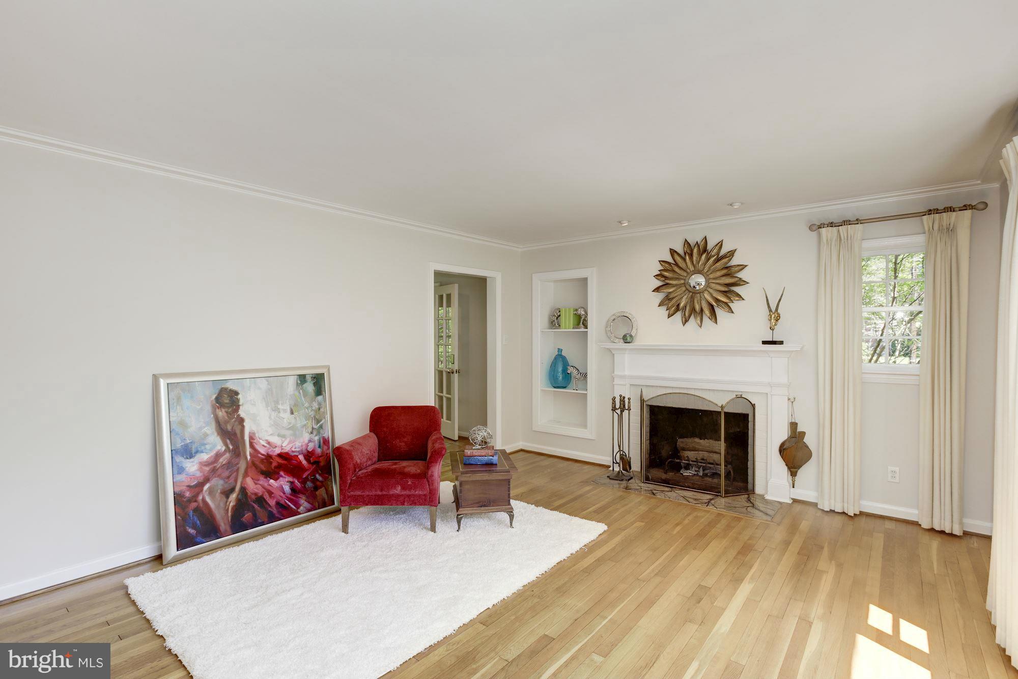 GOLF CLUB MANOR - Residential