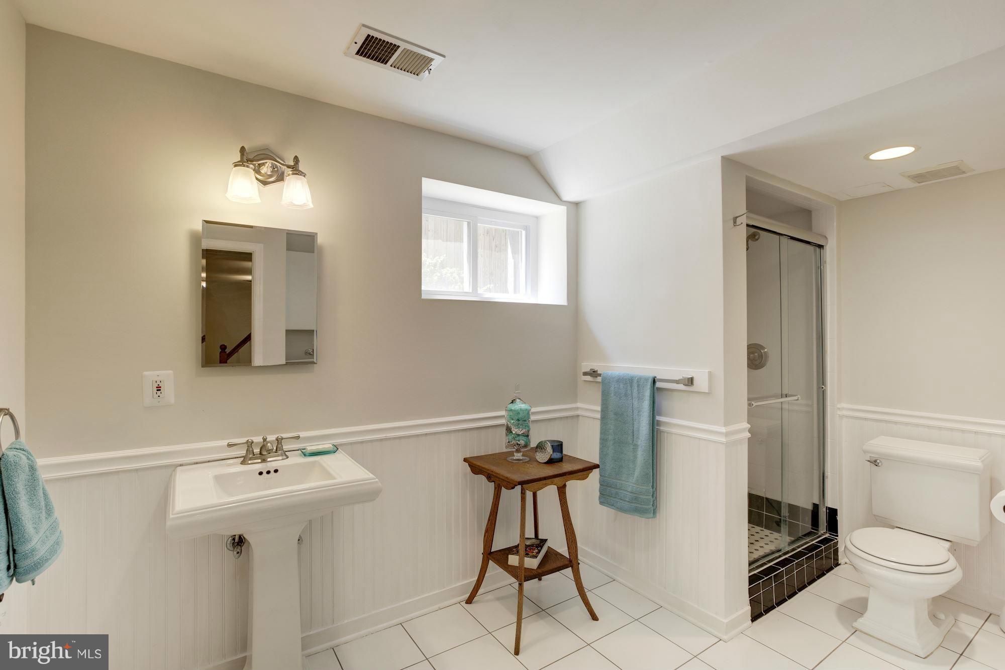 GOLF CLUB MANOR - Residential