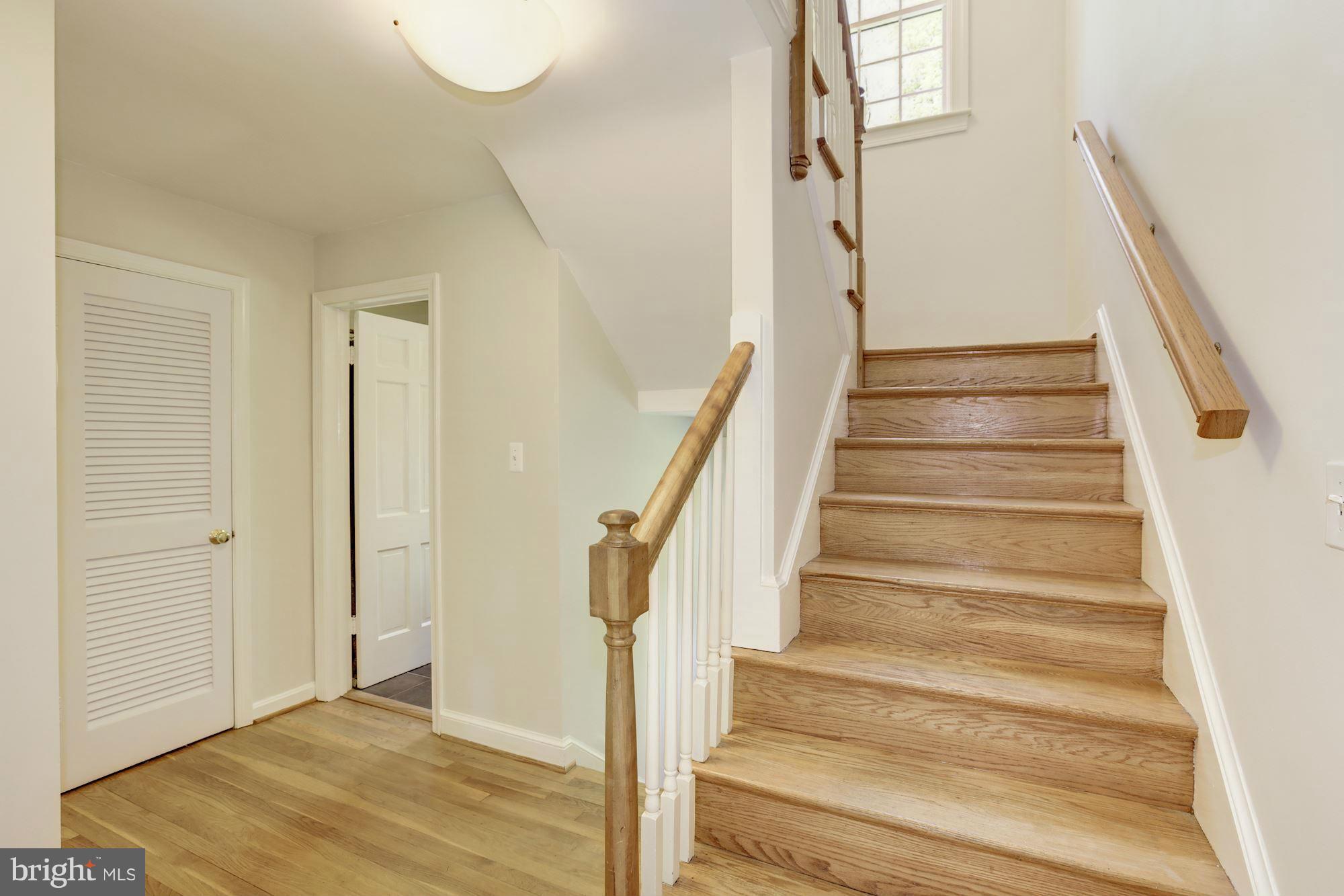 GOLF CLUB MANOR - Residential