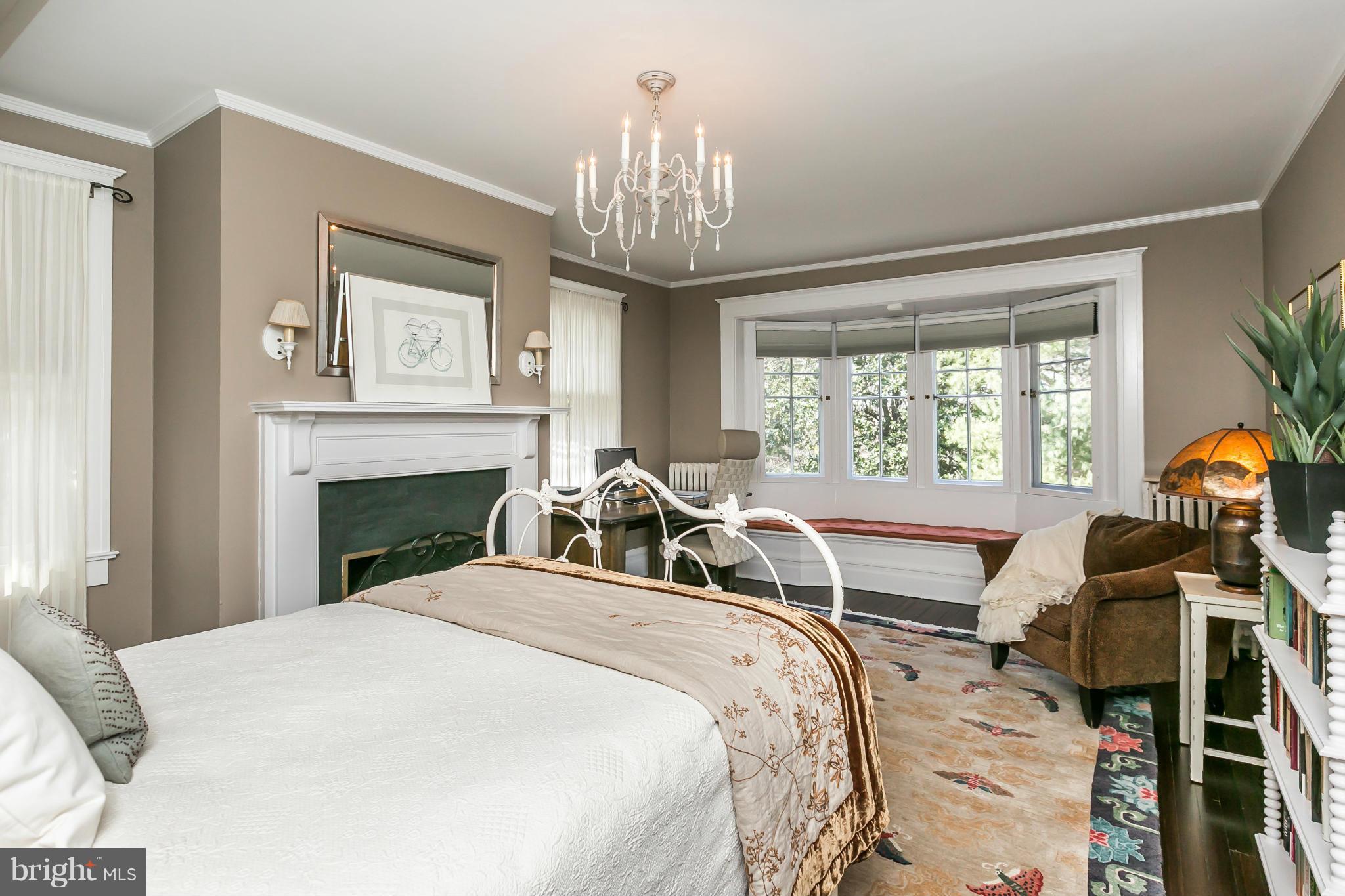 ROLAND PARK - Residential