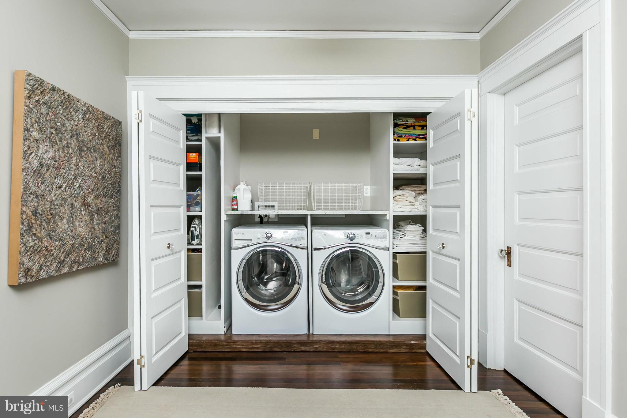 ROLAND PARK - Residential