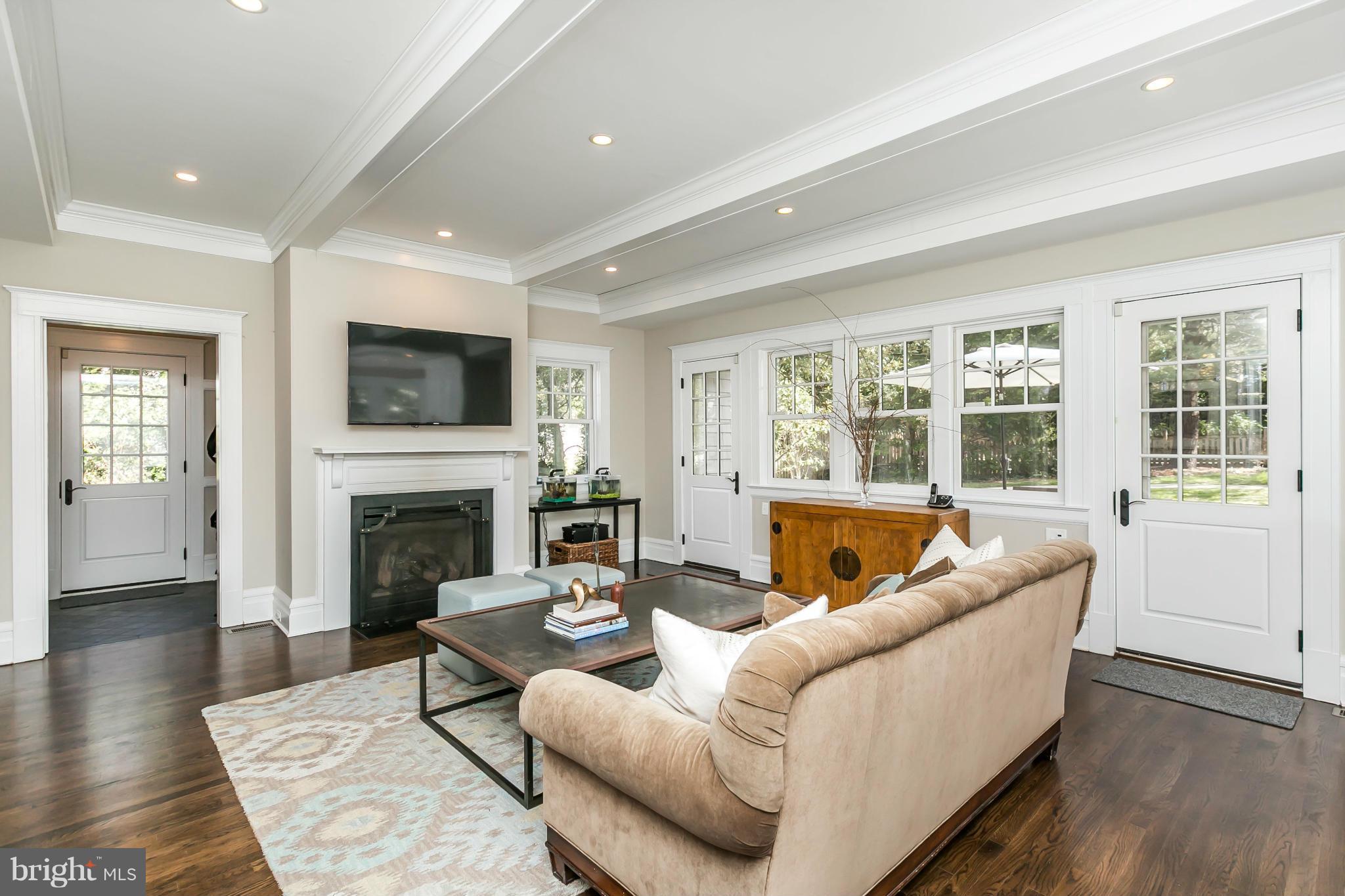 ROLAND PARK - Residential