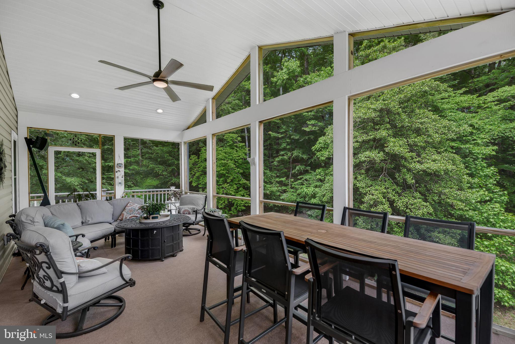 QUIET ACRES - Residential