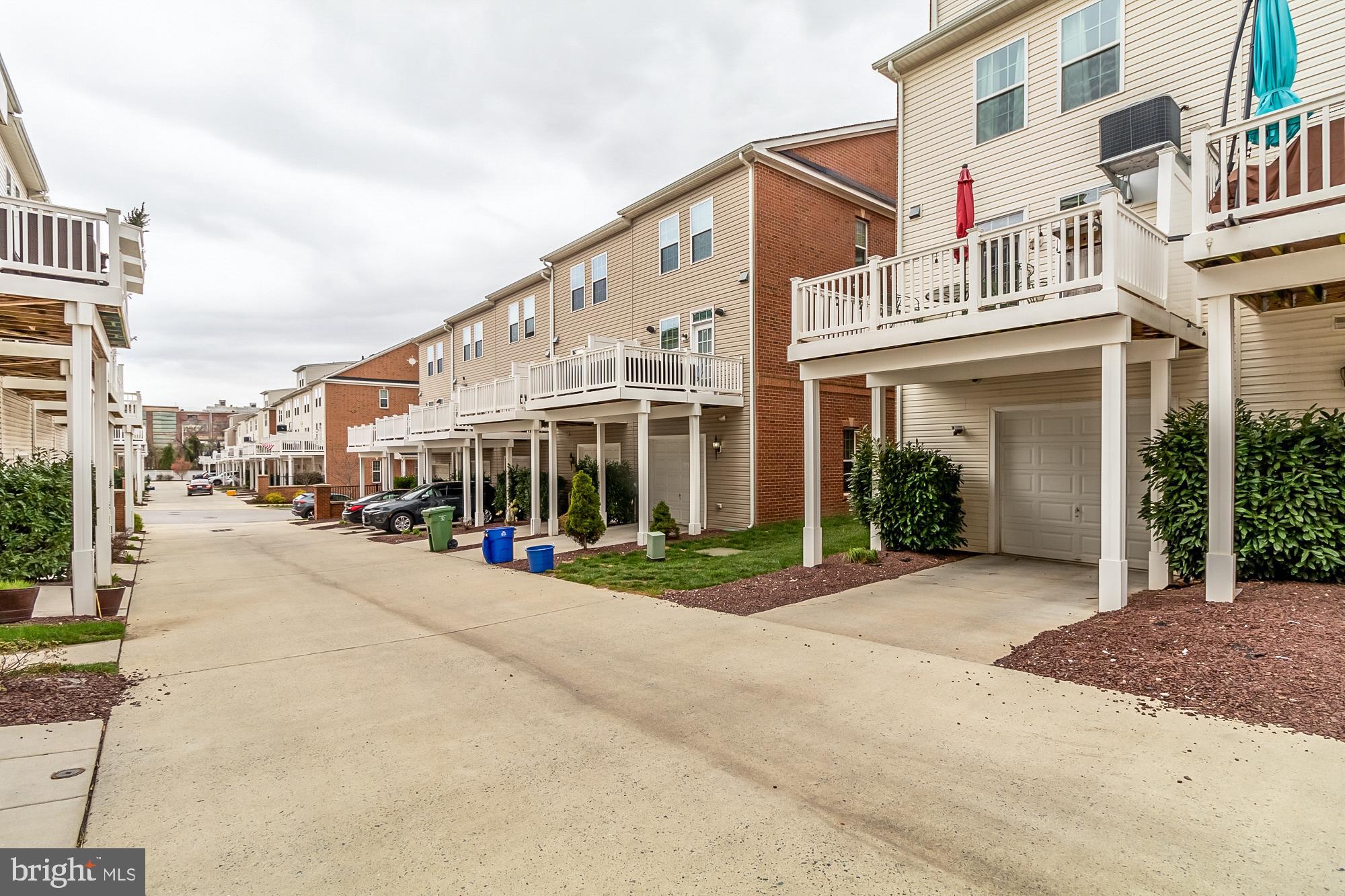O'DONNELL SQUARE - Residential