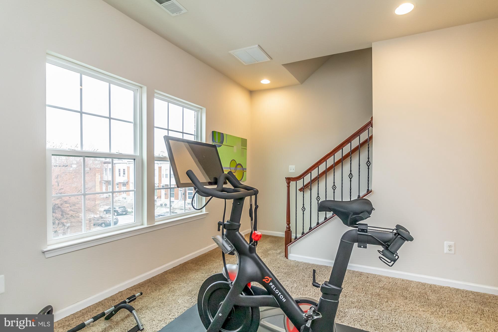 O'DONNELL SQUARE - Residential