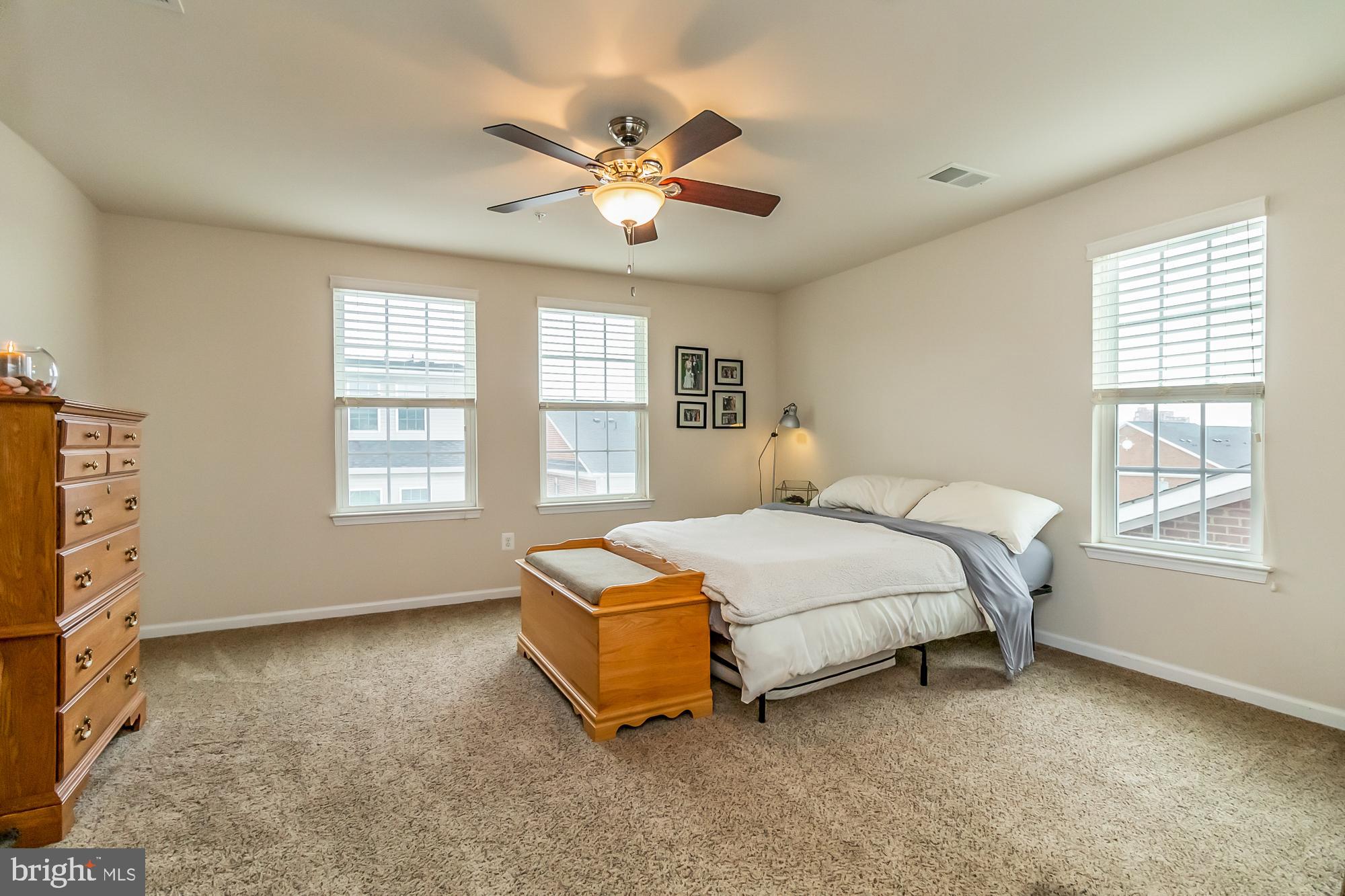 O'DONNELL SQUARE - Residential