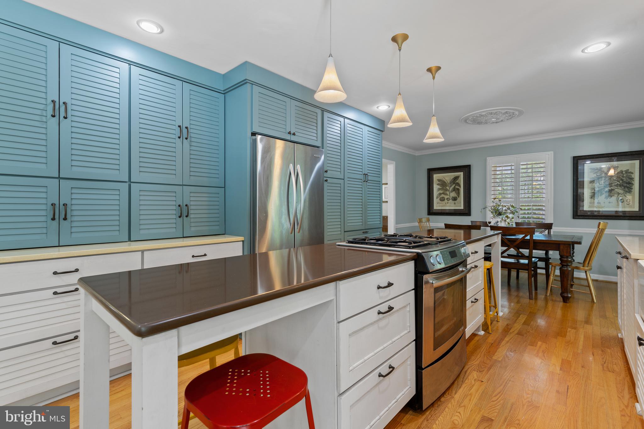 WAYNEWOOD - Residential