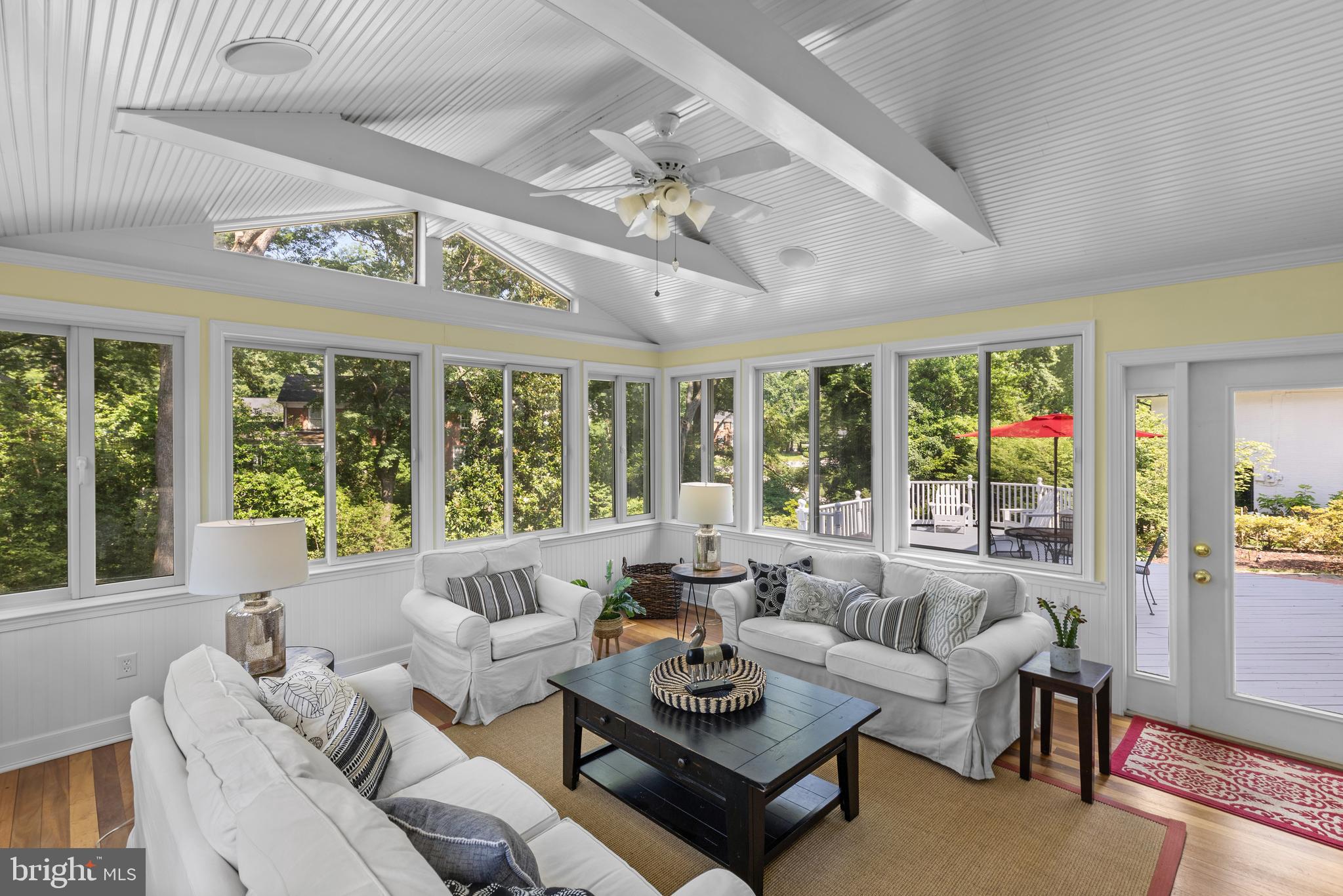 WAYNEWOOD - Residential