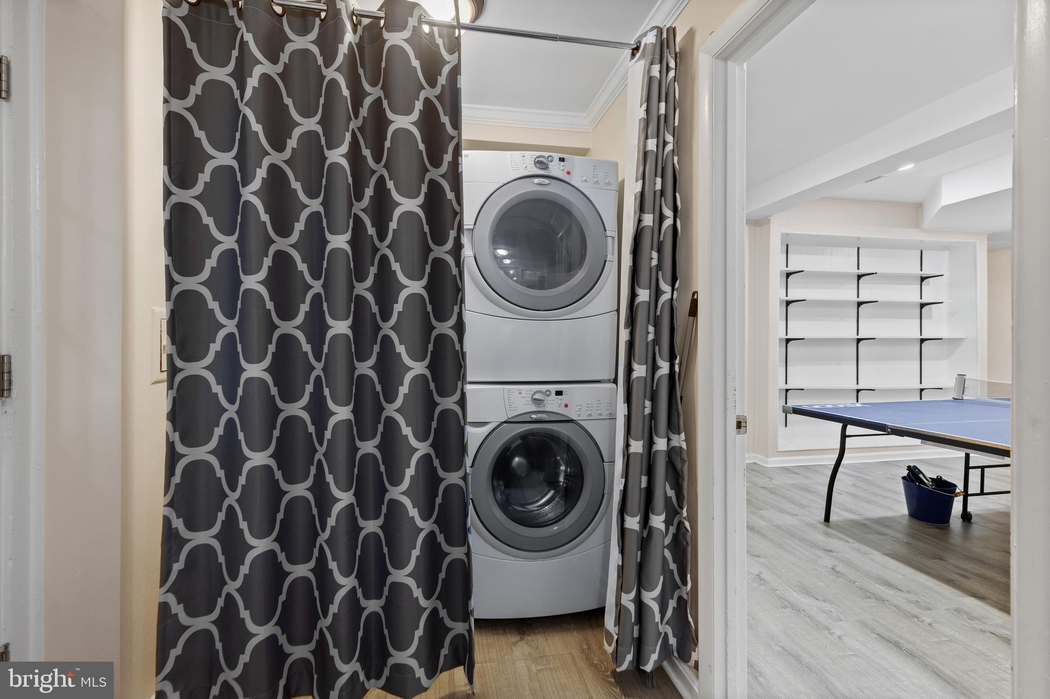 WAYNEWOOD - Residential