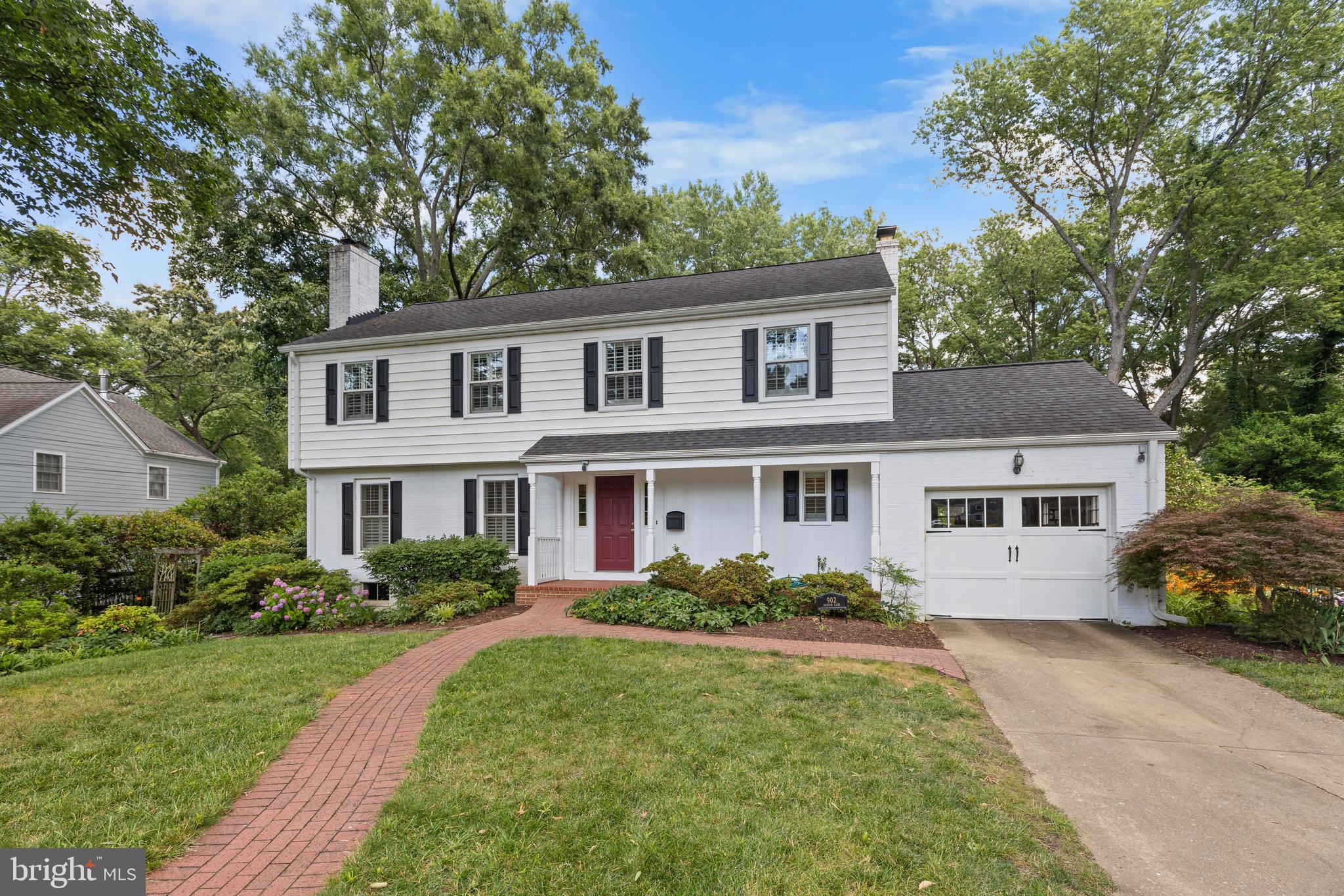 WAYNEWOOD - Residential