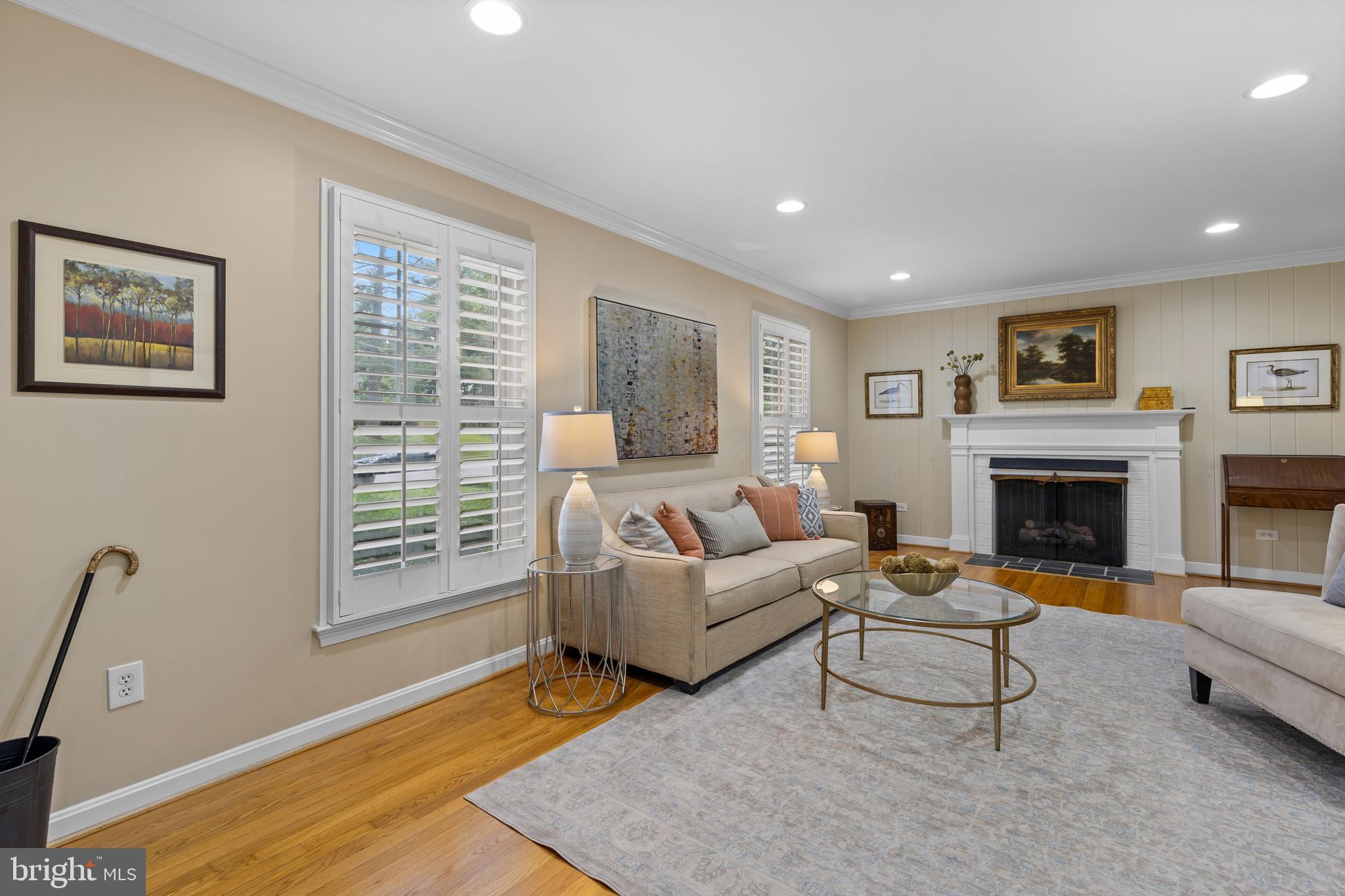 WAYNEWOOD - Residential