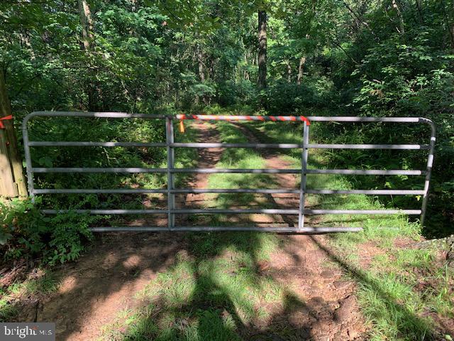 NONE AVAILABLE - Land