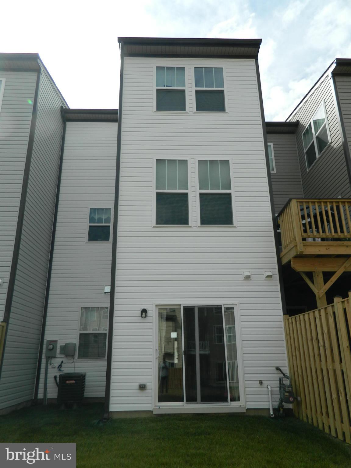 COLONIAL FORGE - Residential Lease