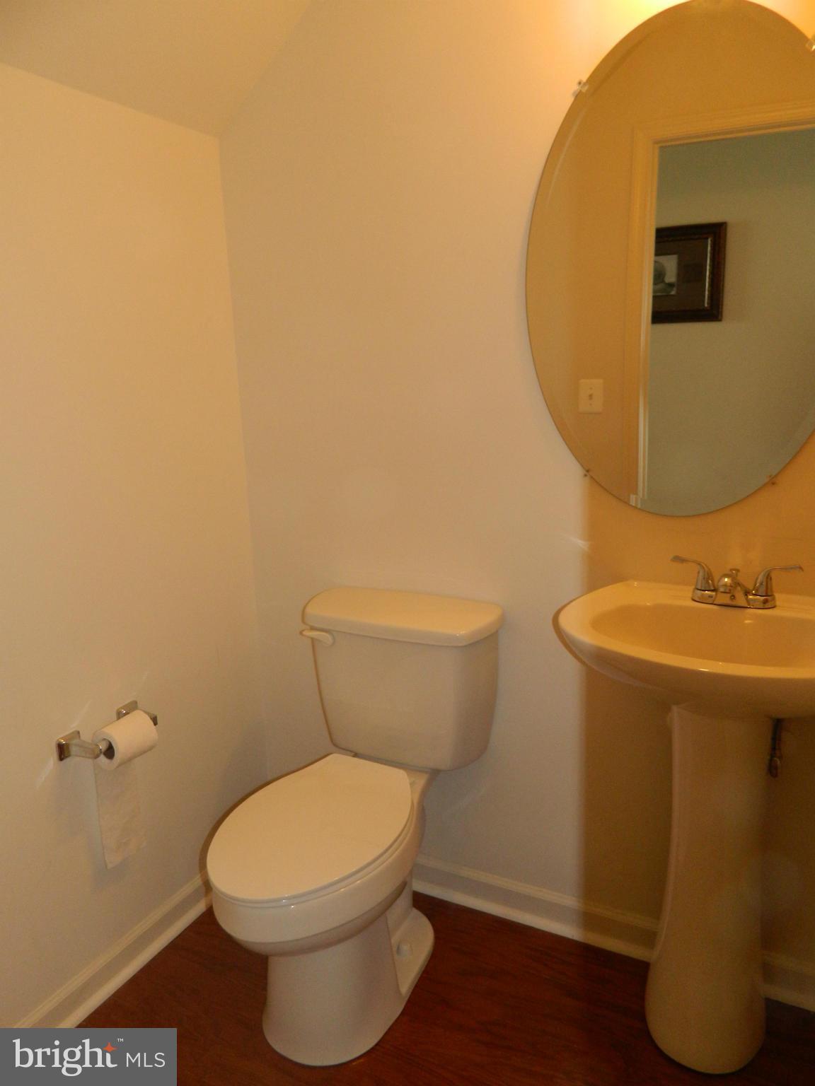 COLONIAL FORGE - Residential Lease