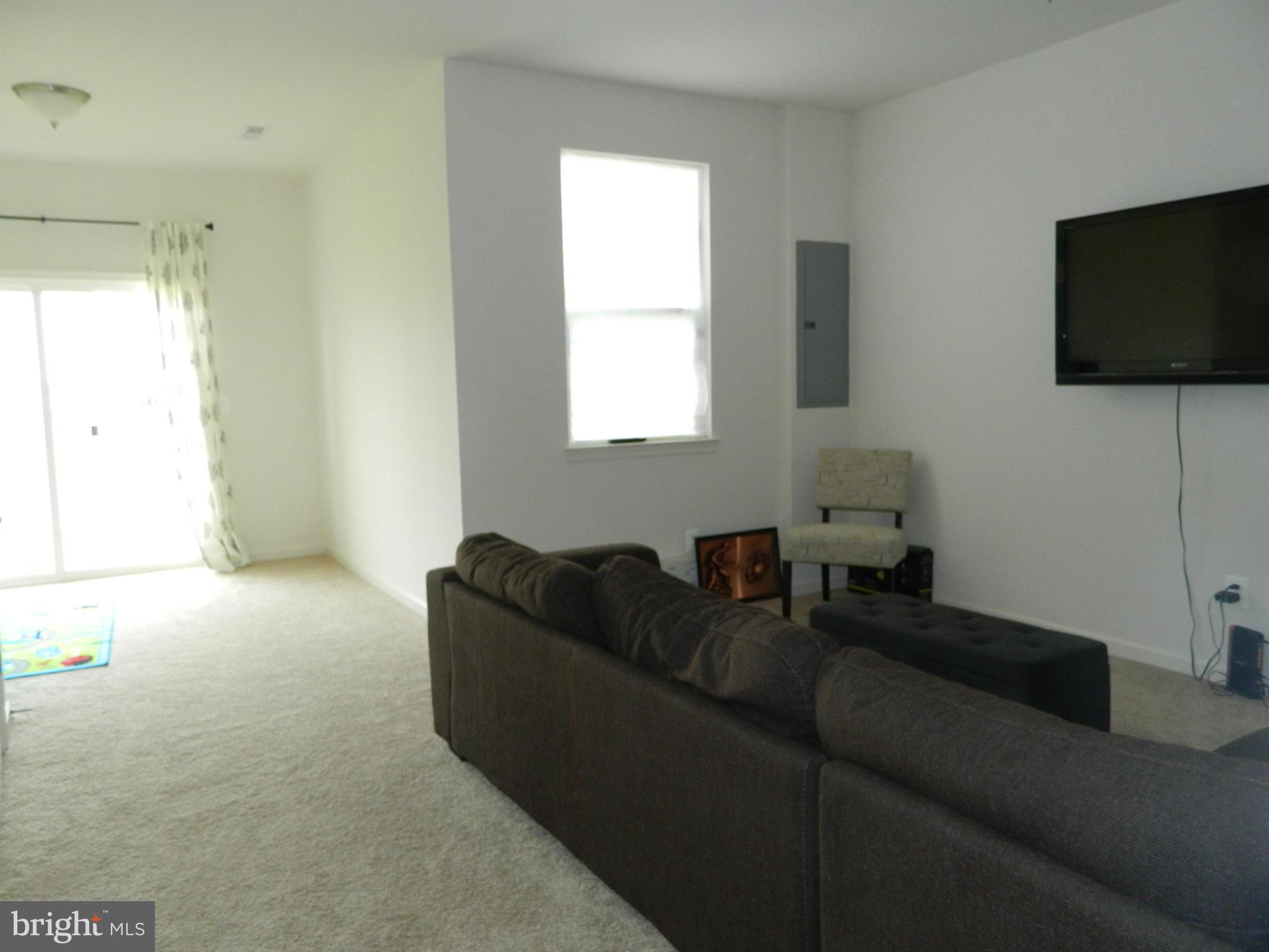 COLONIAL FORGE - Residential Lease