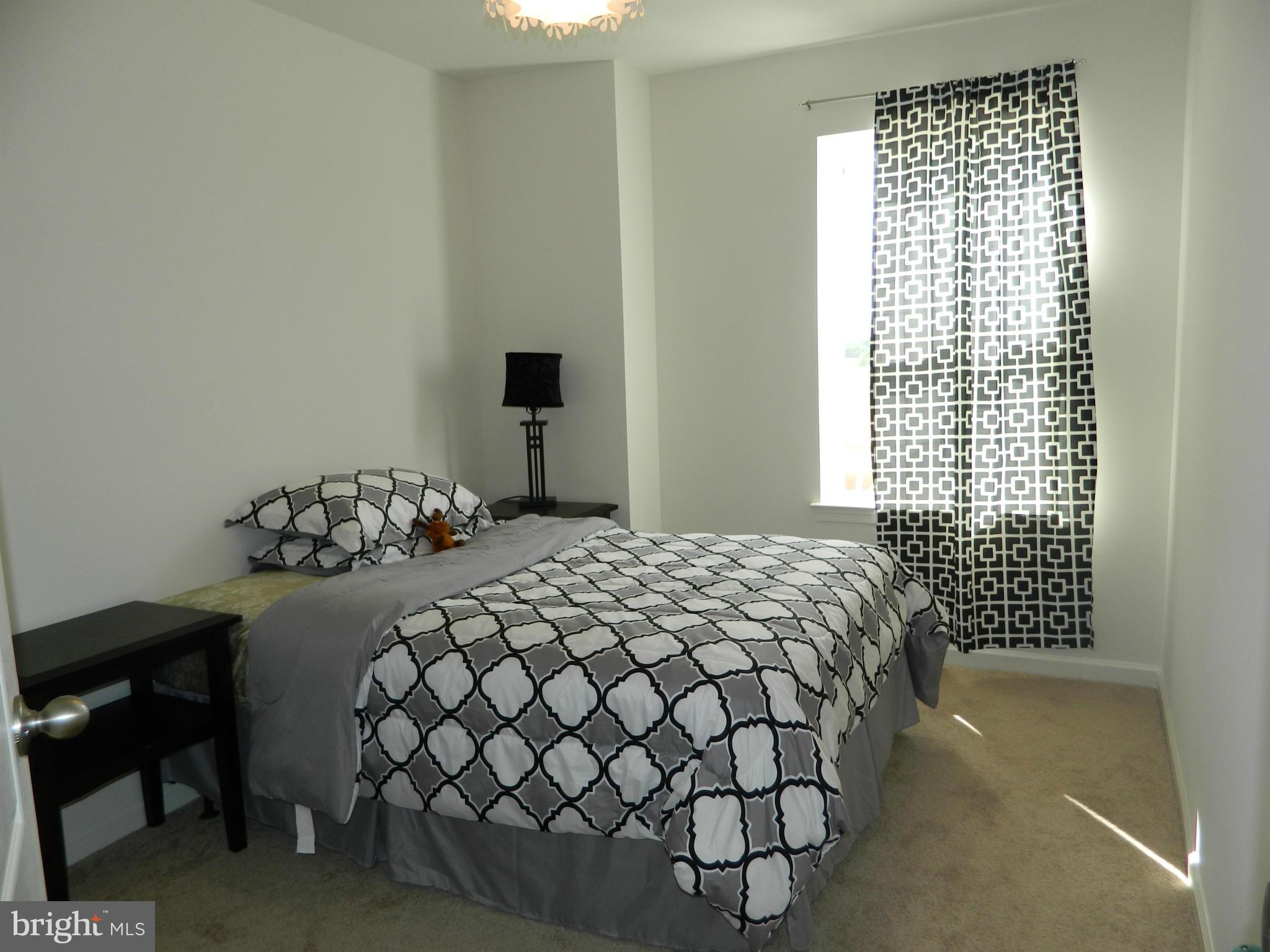 COLONIAL FORGE - Residential Lease