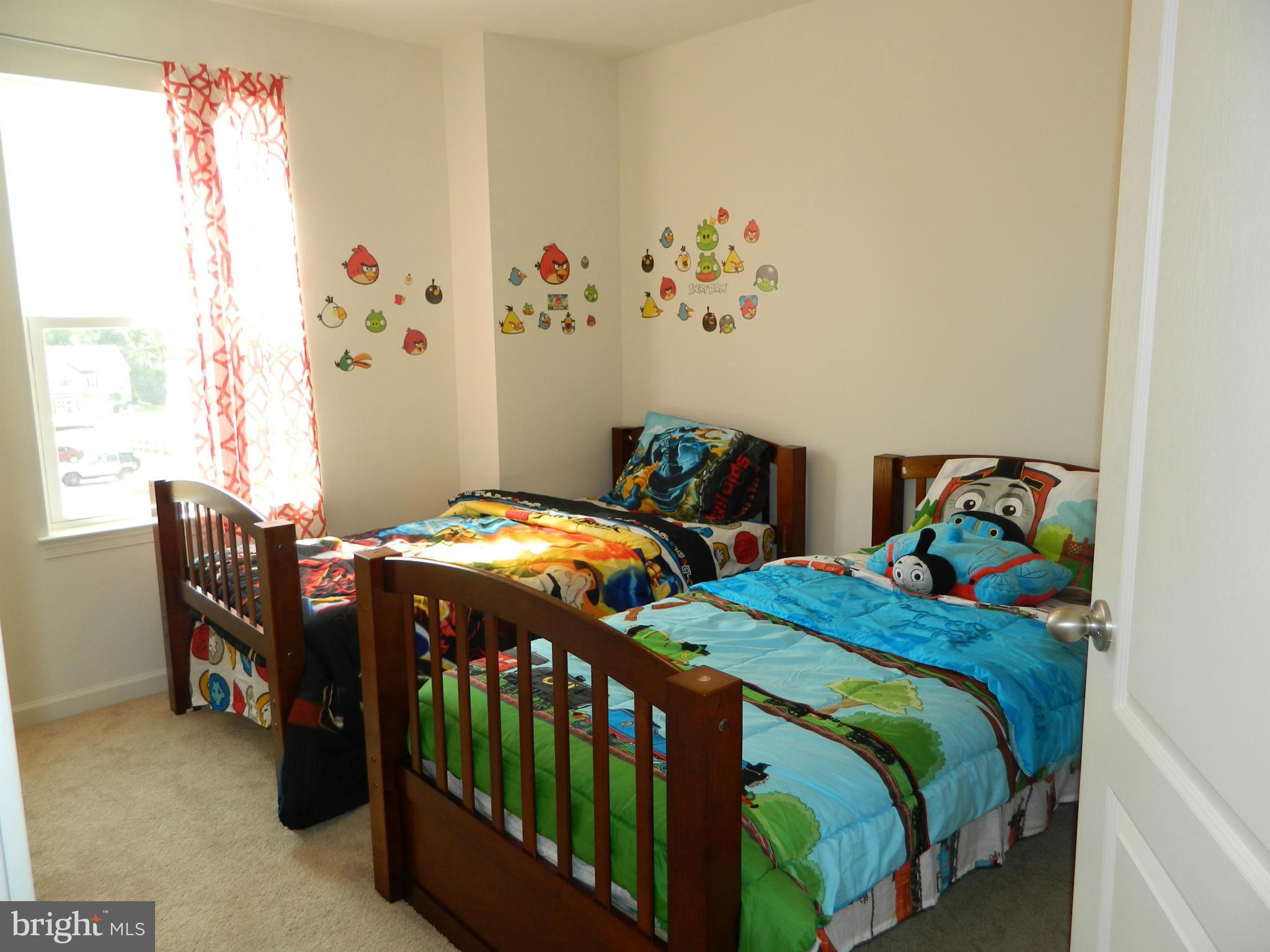 COLONIAL FORGE - Residential Lease