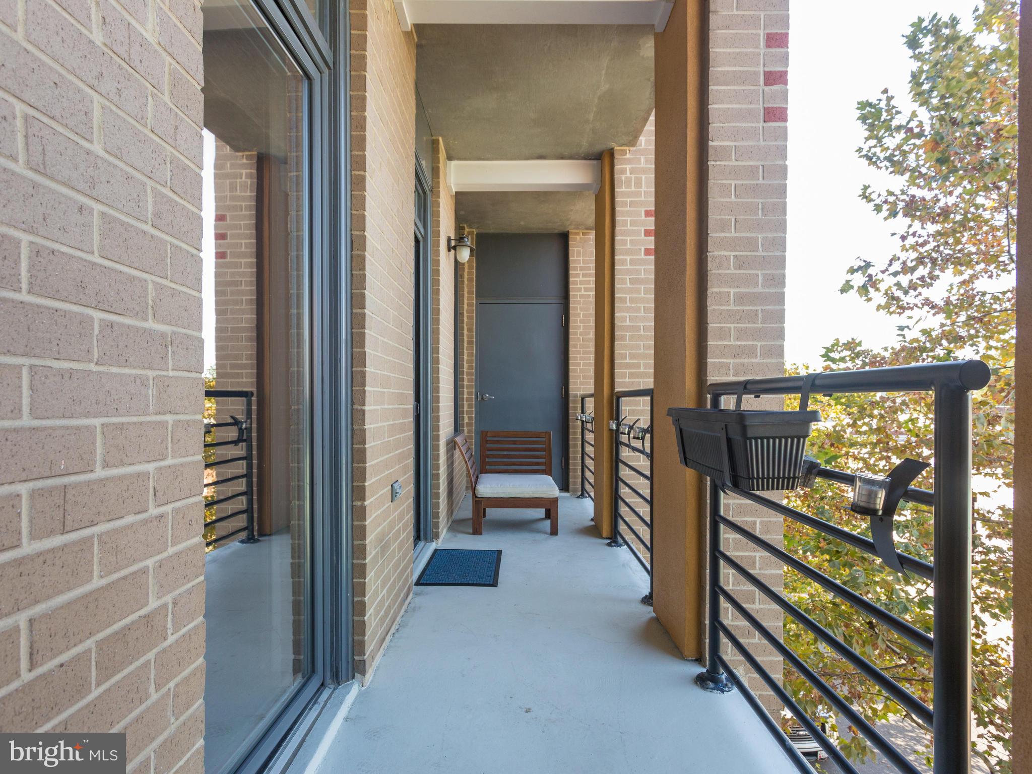 THE HENRY - Residential