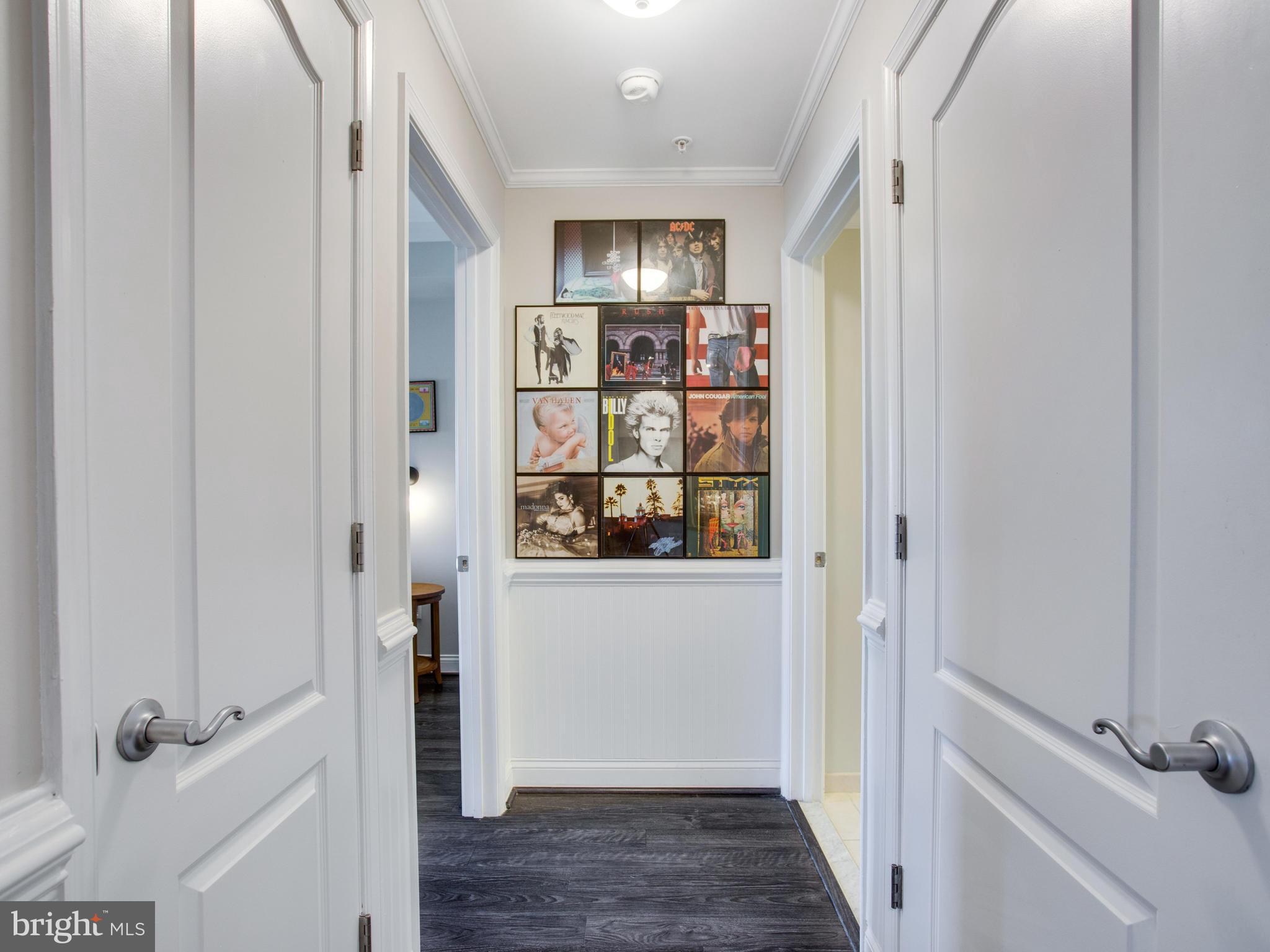 THE HENRY - Residential