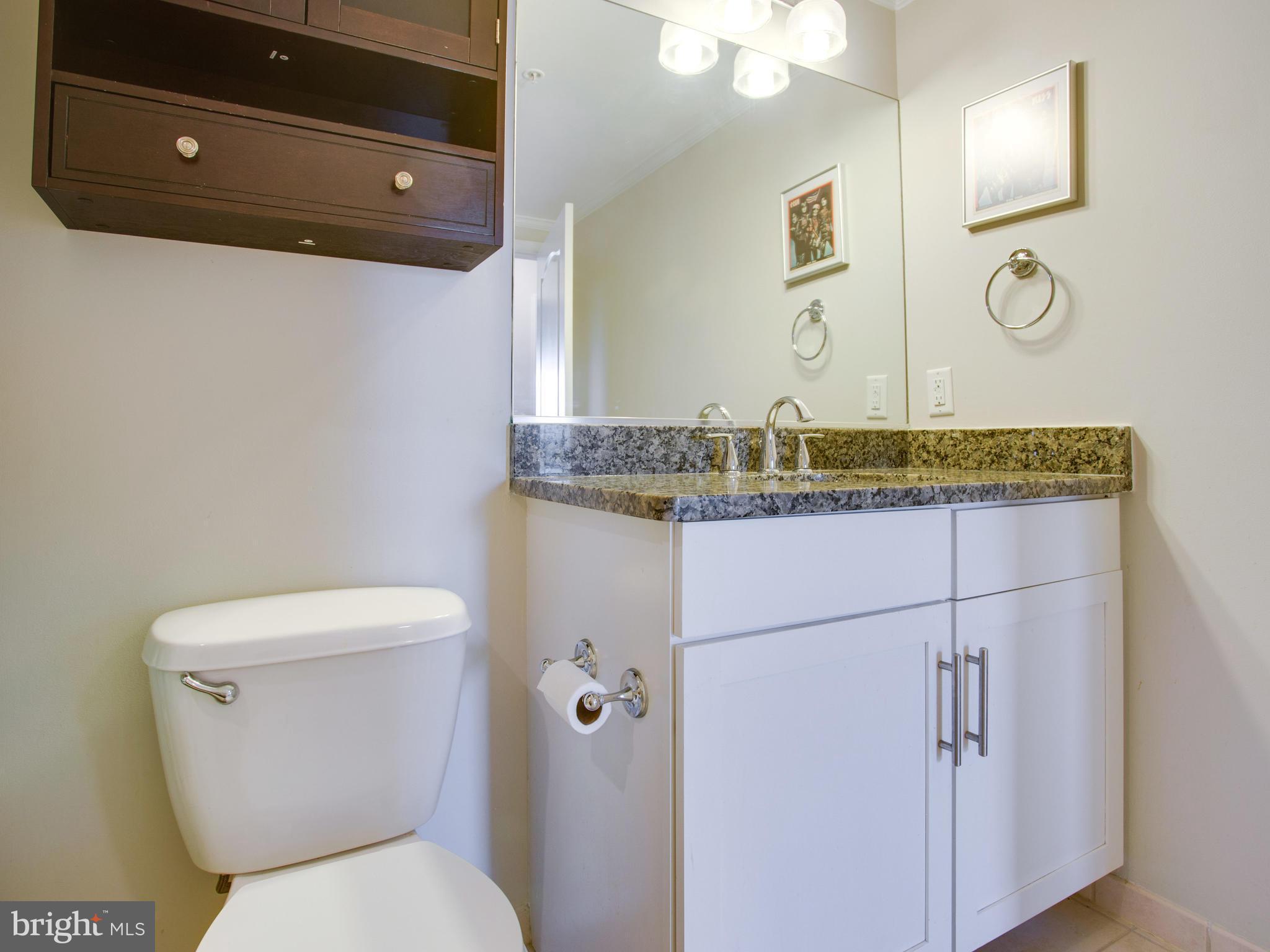 THE HENRY - Residential