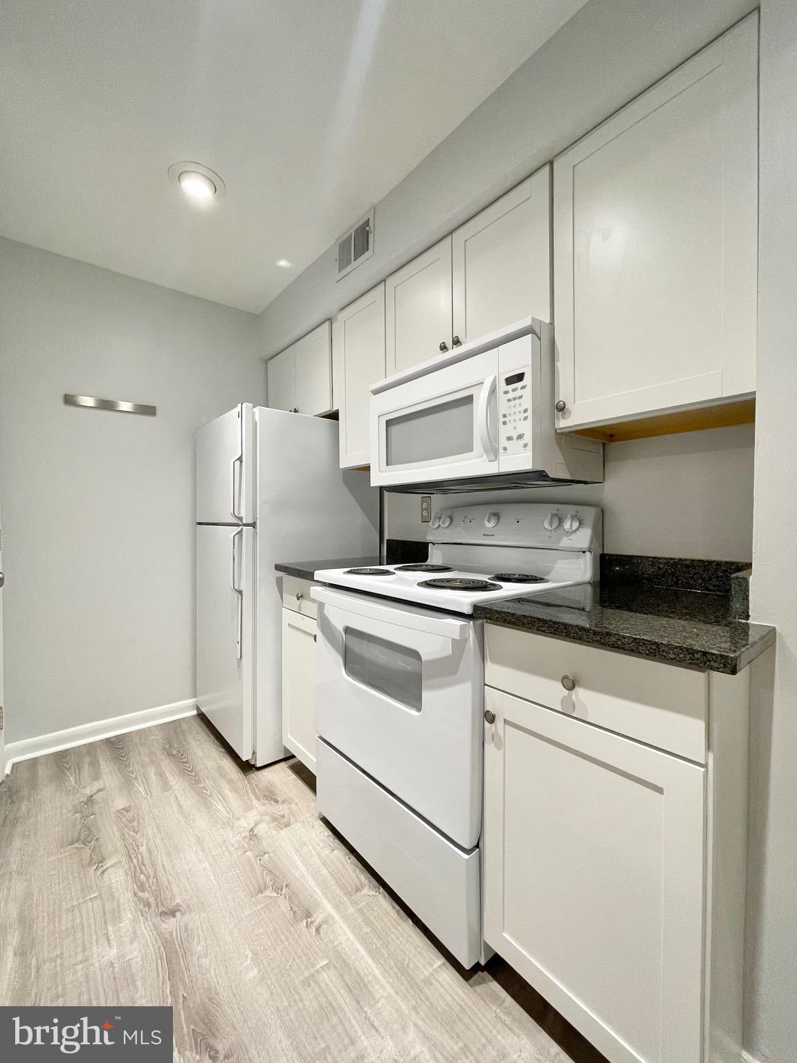 TIVOLI - Residential Lease