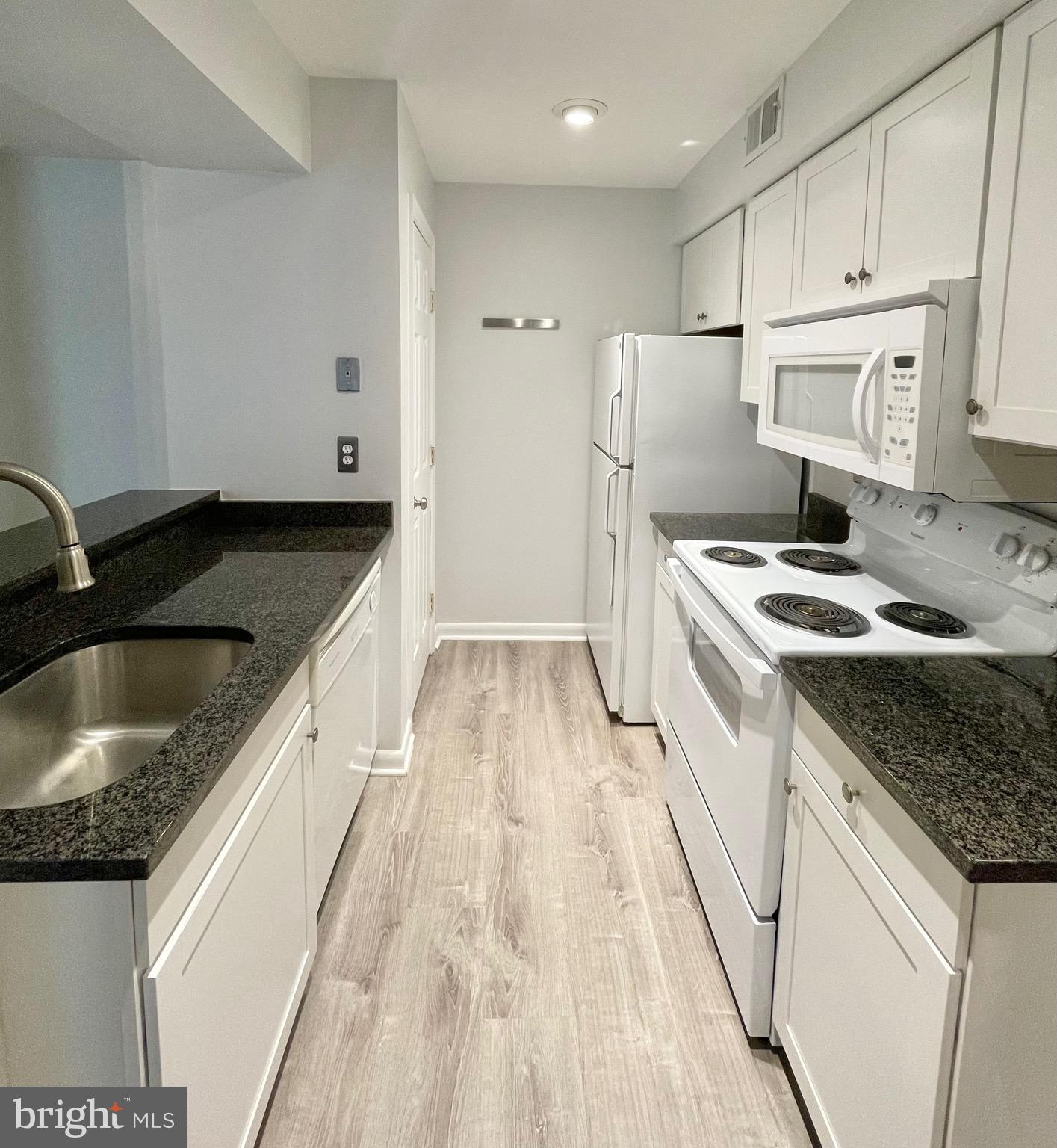 TIVOLI - Residential Lease