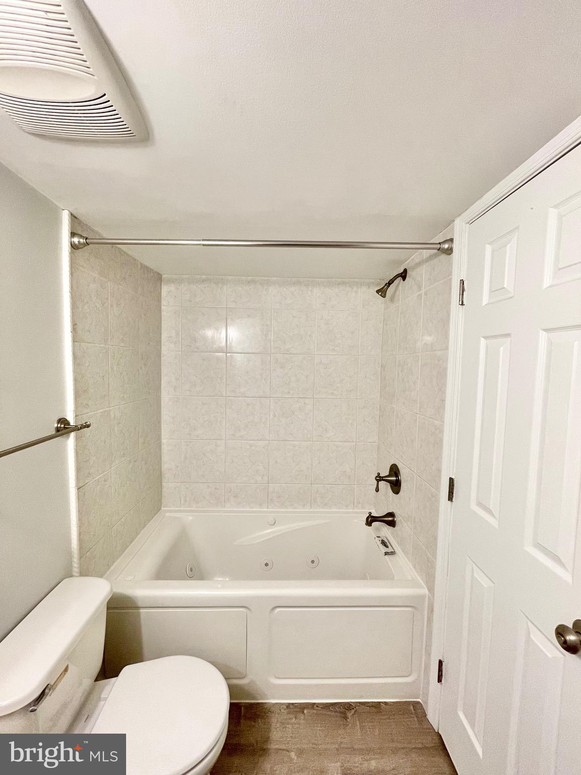 TIVOLI - Residential Lease