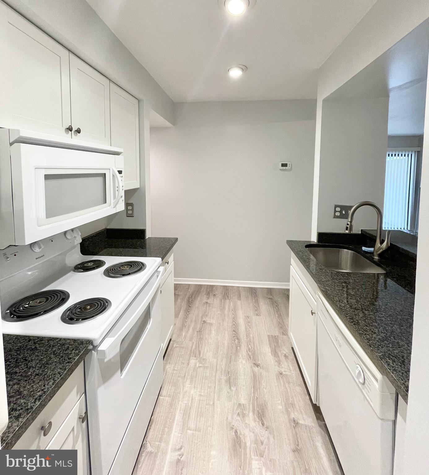 TIVOLI - Residential Lease