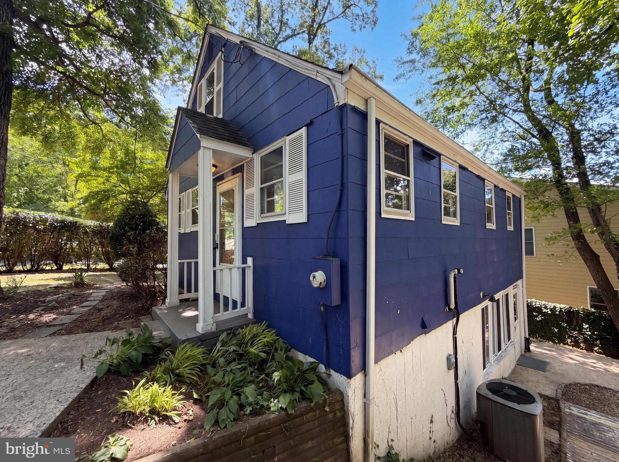 ROCK CREEK COMMONS - Residential