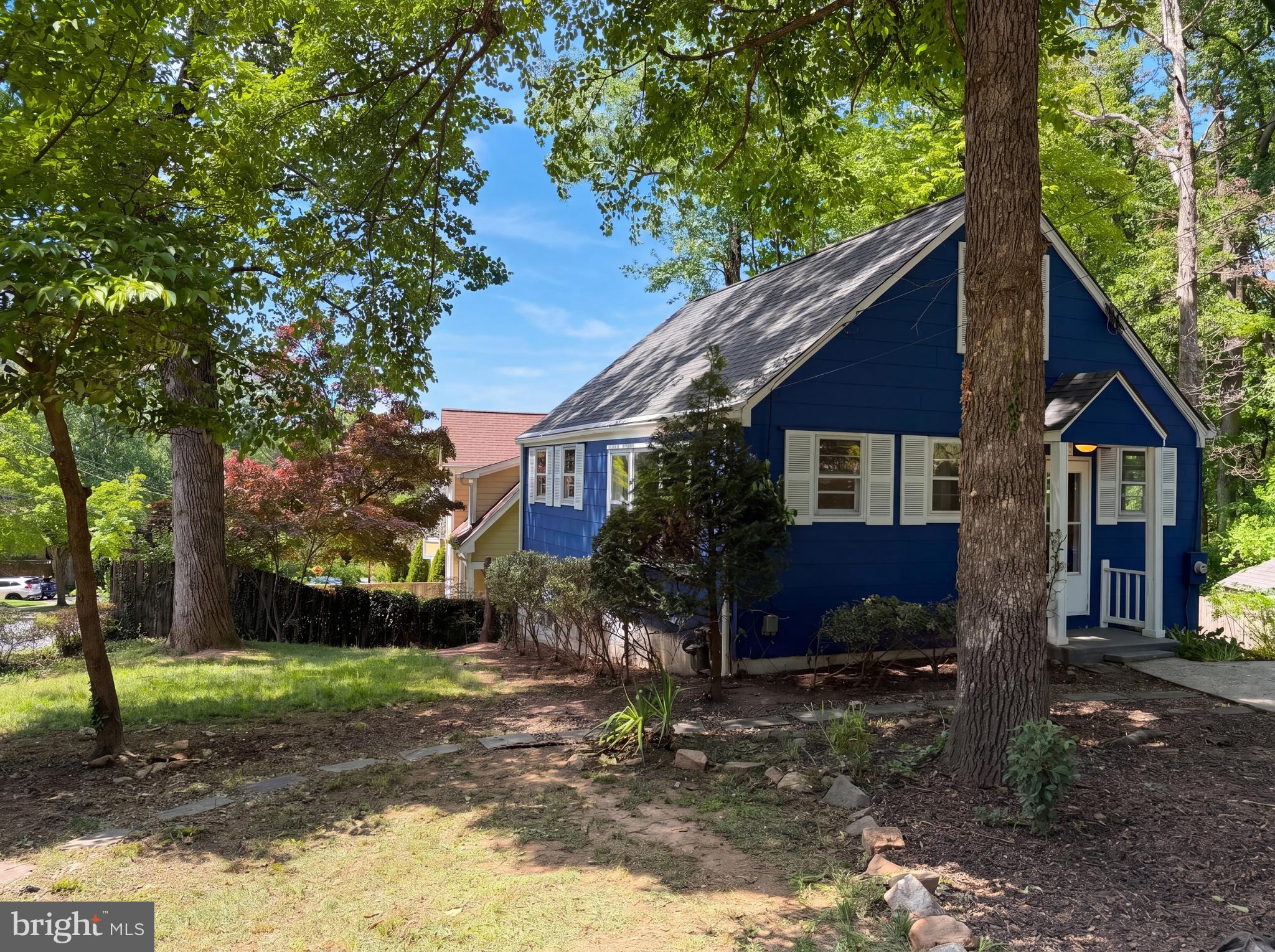 ROCK CREEK COMMONS - Residential