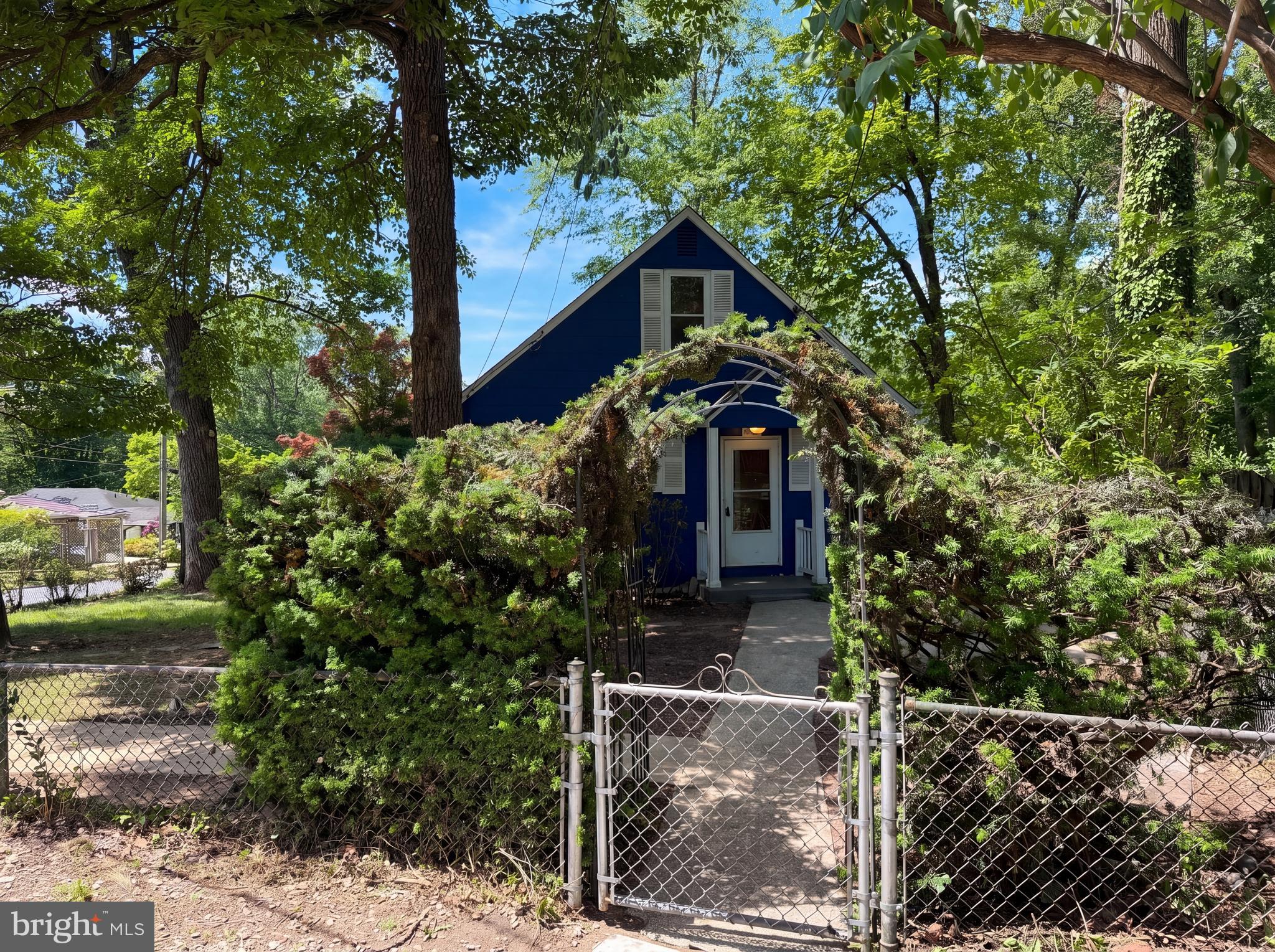 ROCK CREEK COMMONS - Residential