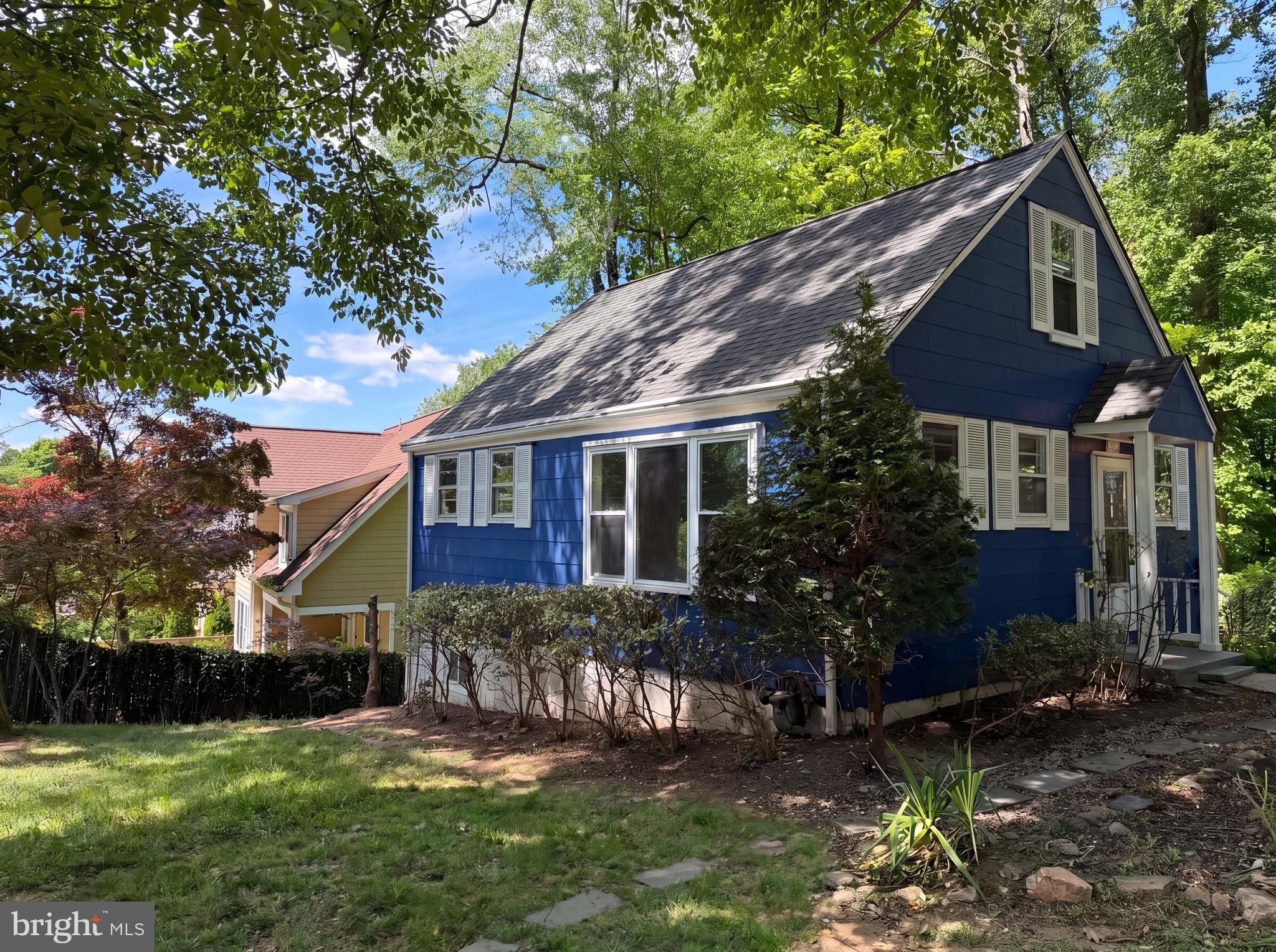 ROCK CREEK COMMONS - Residential