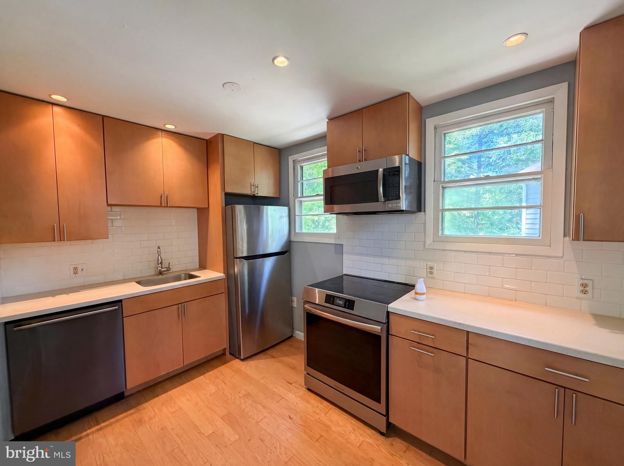 ROCK CREEK COMMONS - Residential