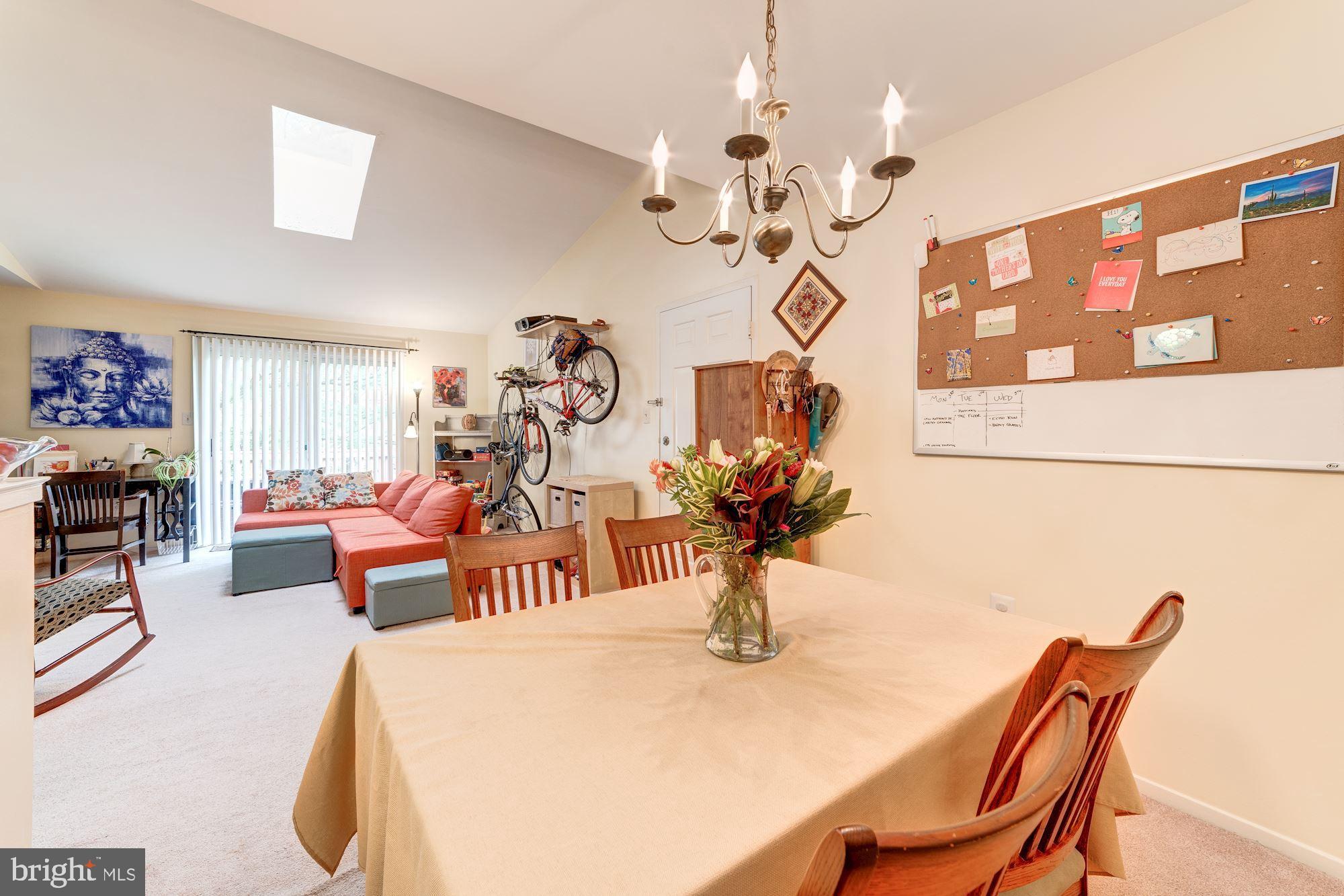 RAMBLEWOOD AT DAVENTRY - Residential