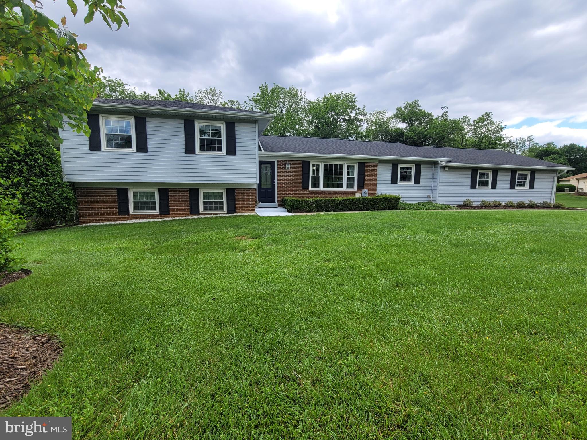 5 GARFIELD COURT