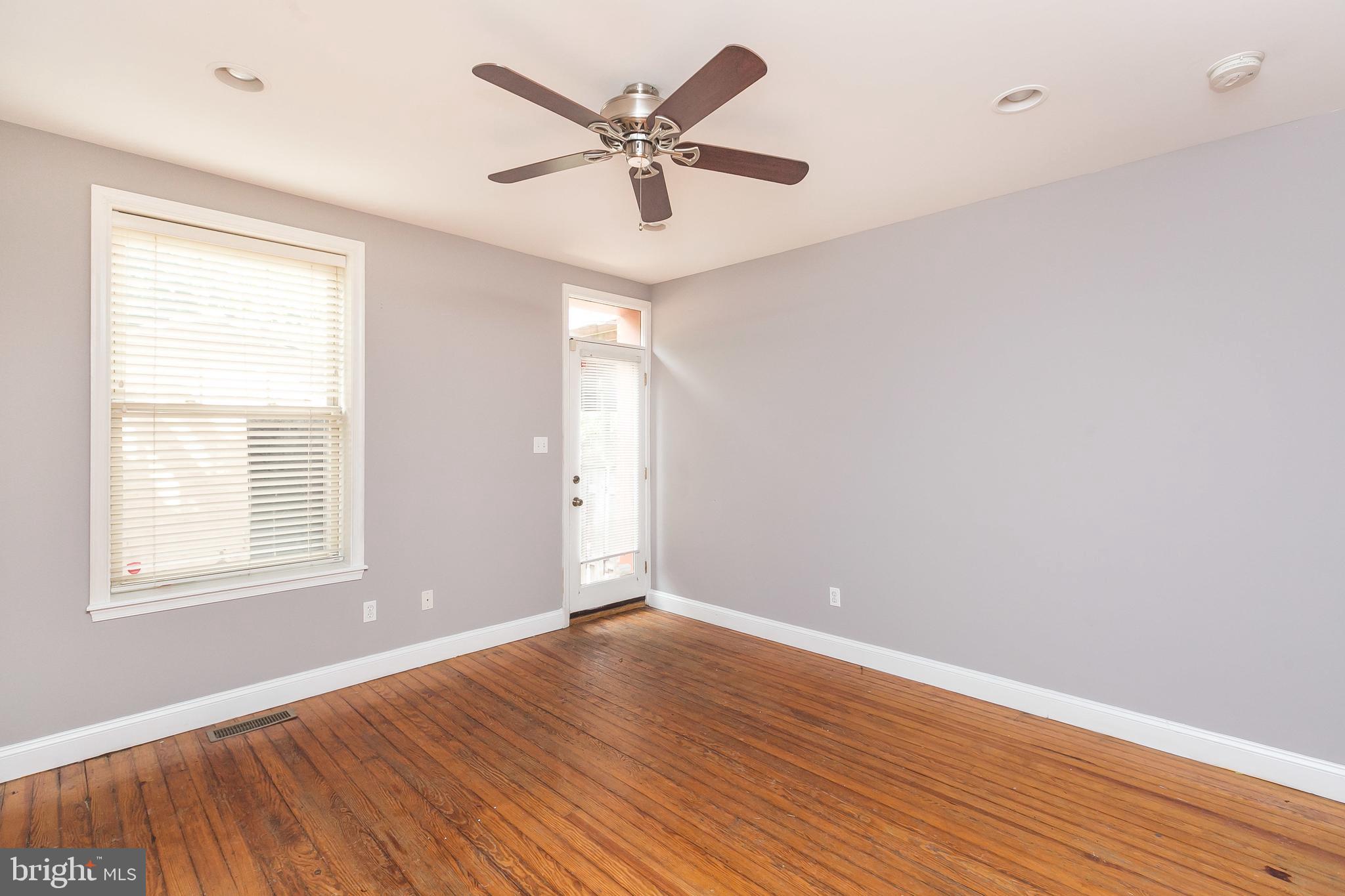 WASHINGTON VILLAGE - Residential Lease