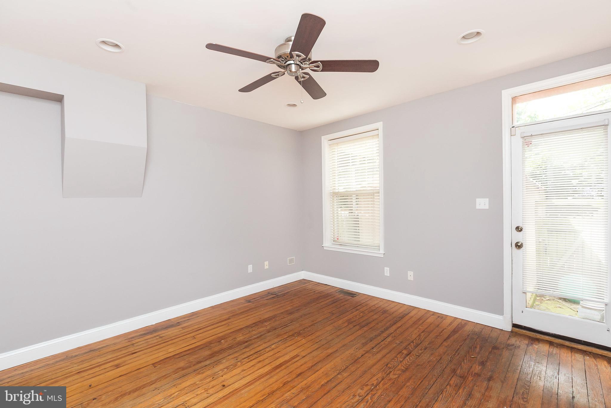 WASHINGTON VILLAGE - Residential Lease