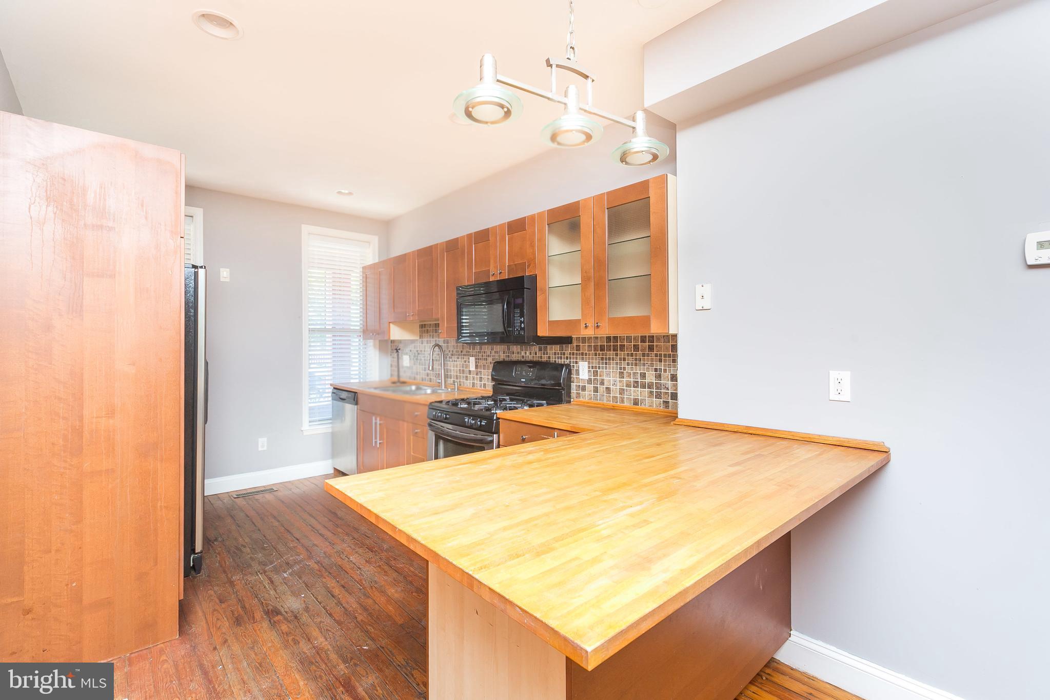 WASHINGTON VILLAGE - Residential Lease