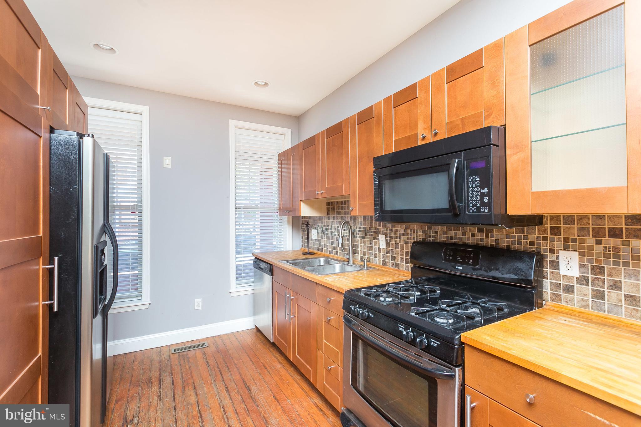 WASHINGTON VILLAGE - Residential Lease