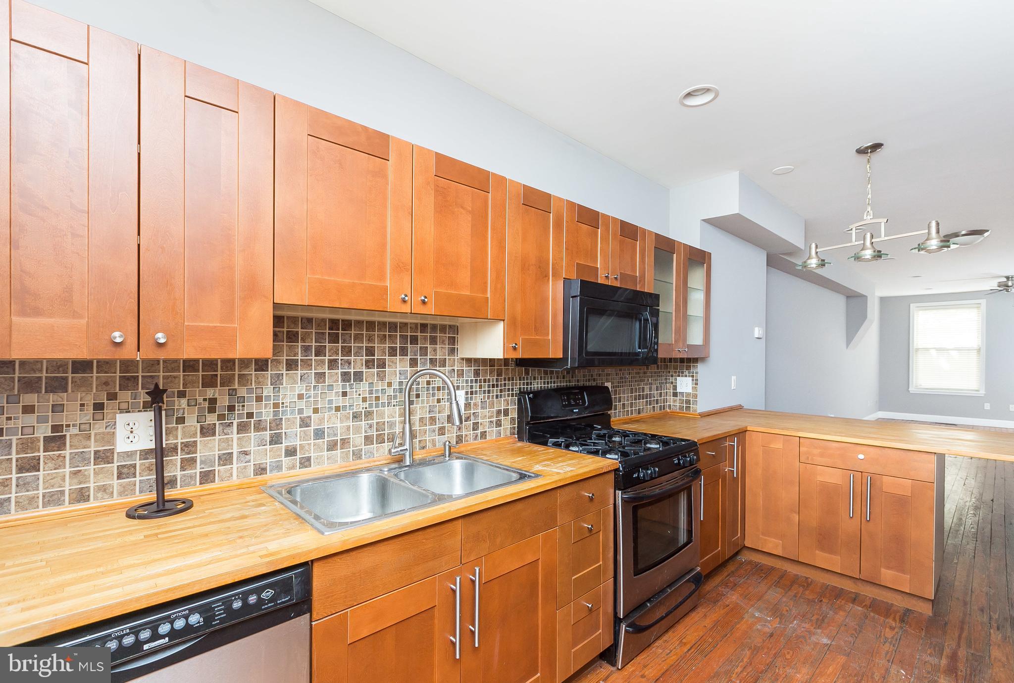 WASHINGTON VILLAGE - Residential Lease