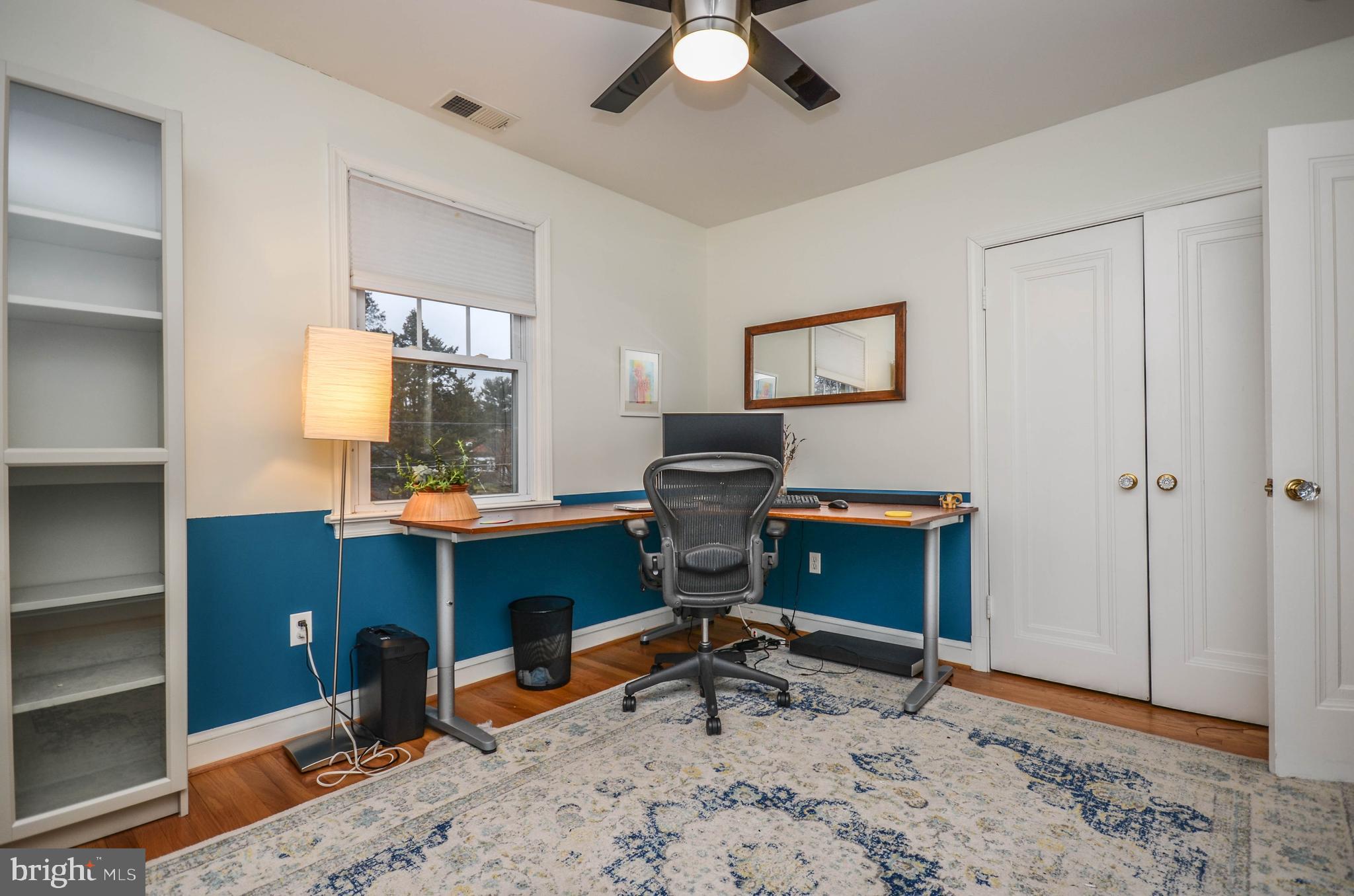 NORTH WOODSIDE - Residential Lease