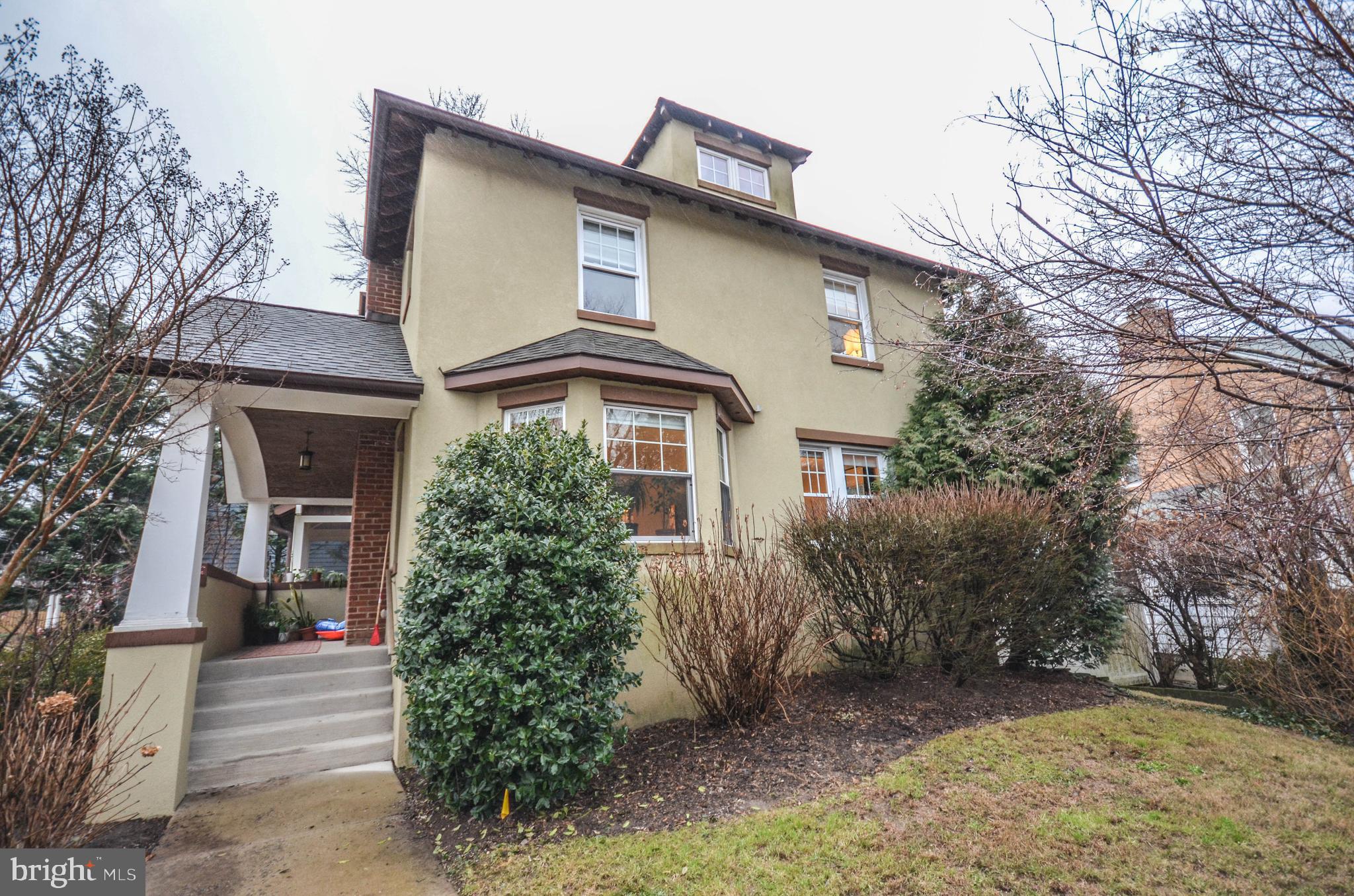 NORTH WOODSIDE - Residential Lease