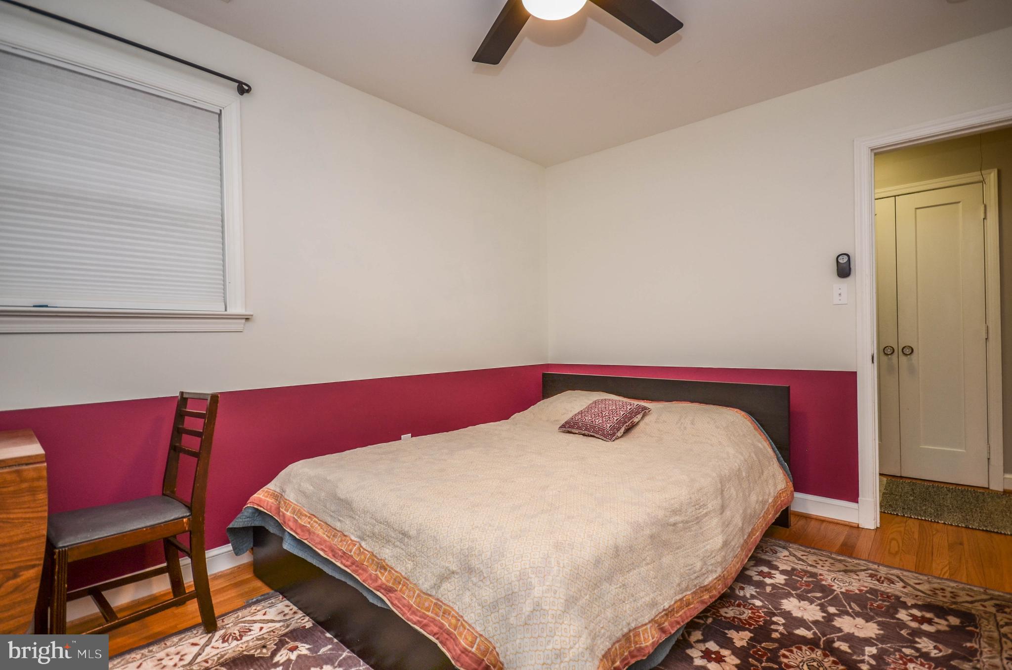 NORTH WOODSIDE - Residential Lease