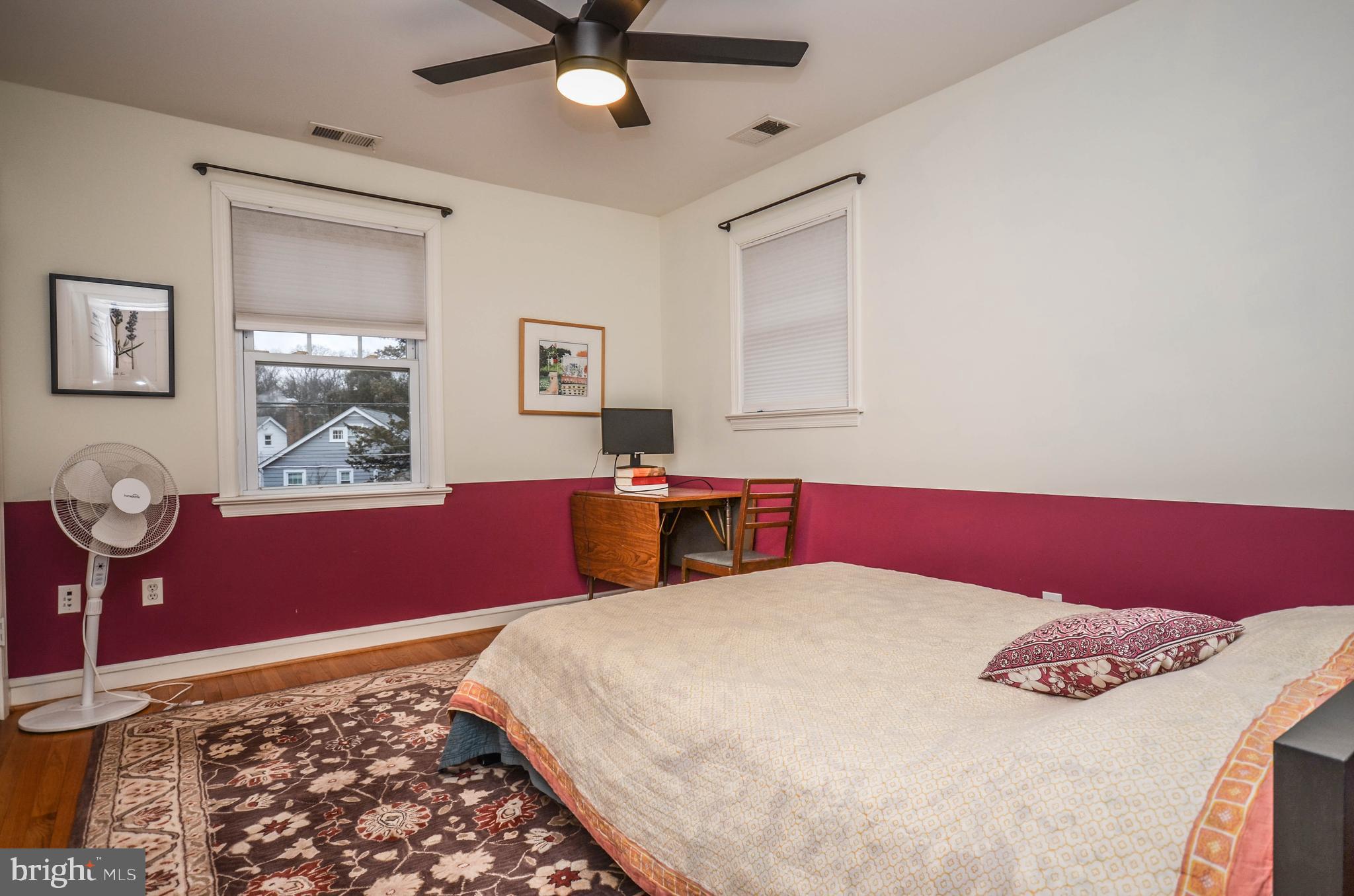 NORTH WOODSIDE - Residential Lease