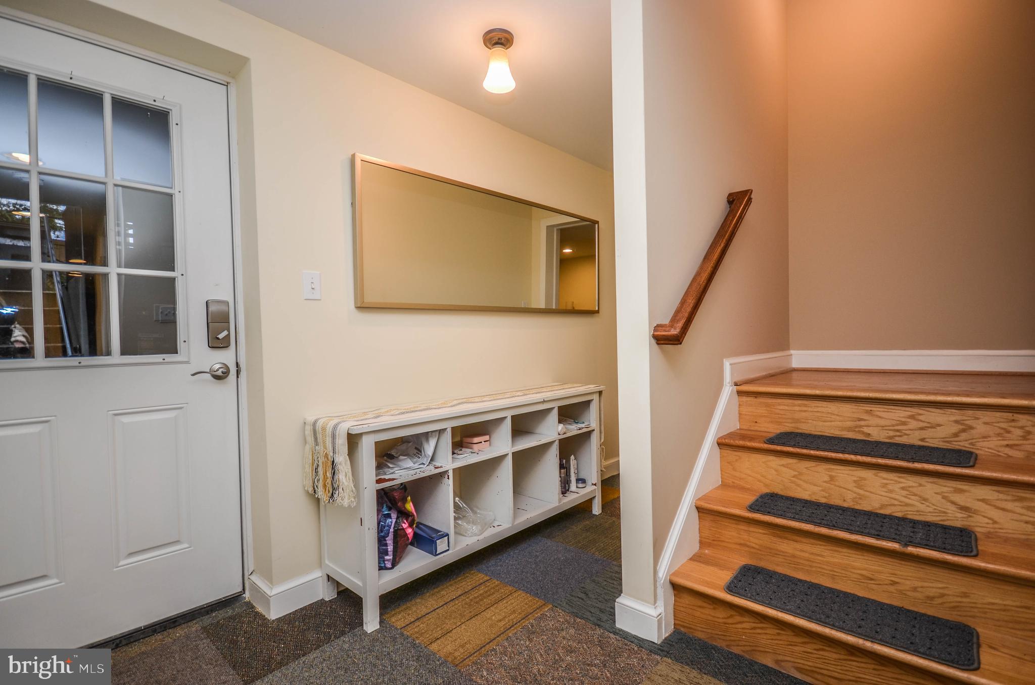 NORTH WOODSIDE - Residential Lease