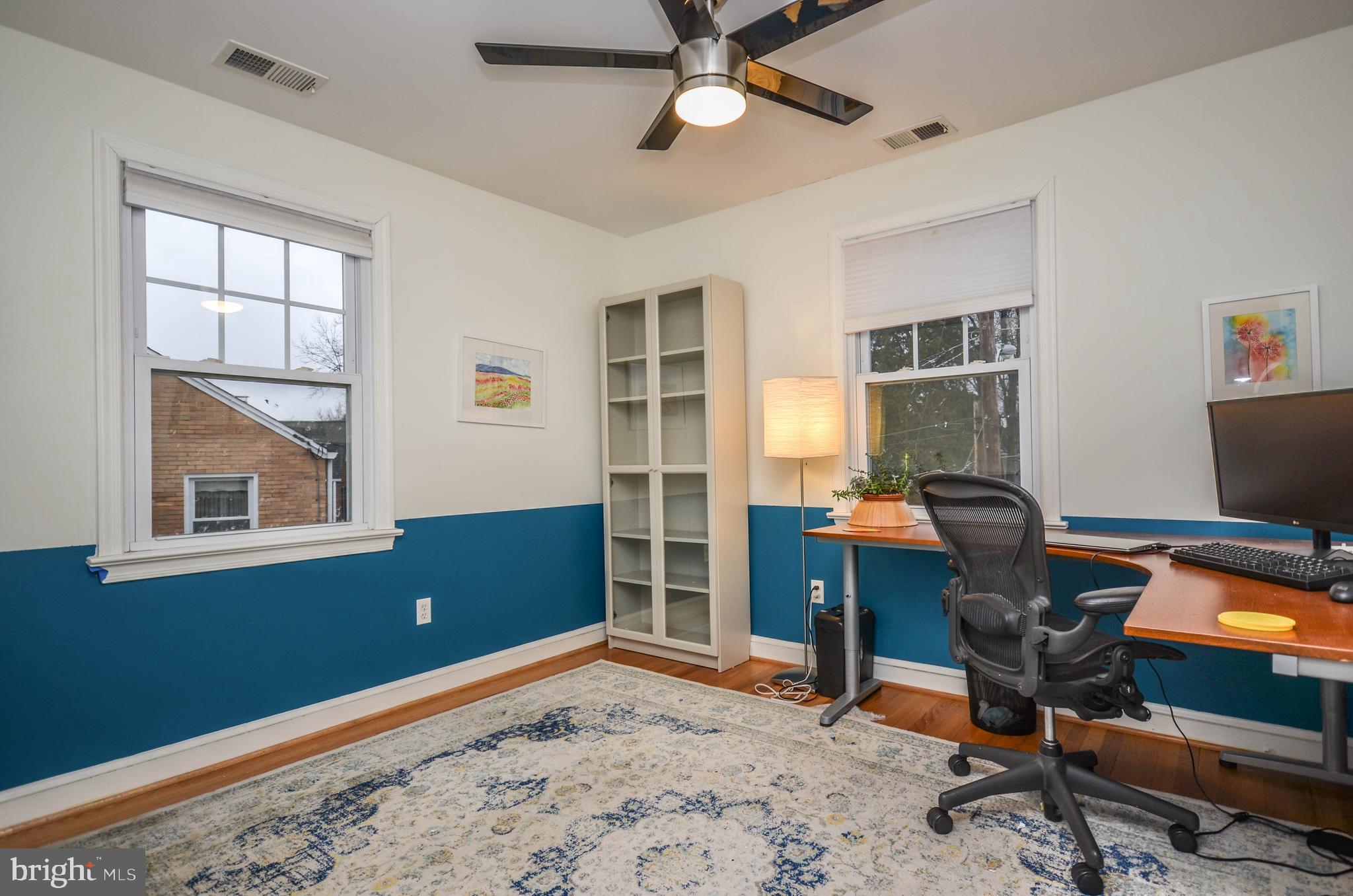 NORTH WOODSIDE - Residential Lease