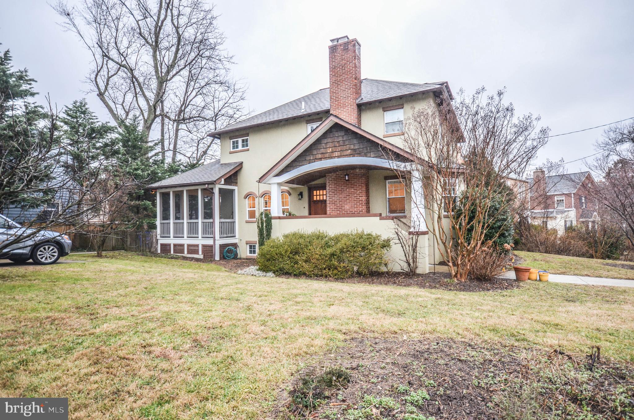 NORTH WOODSIDE - Residential Lease